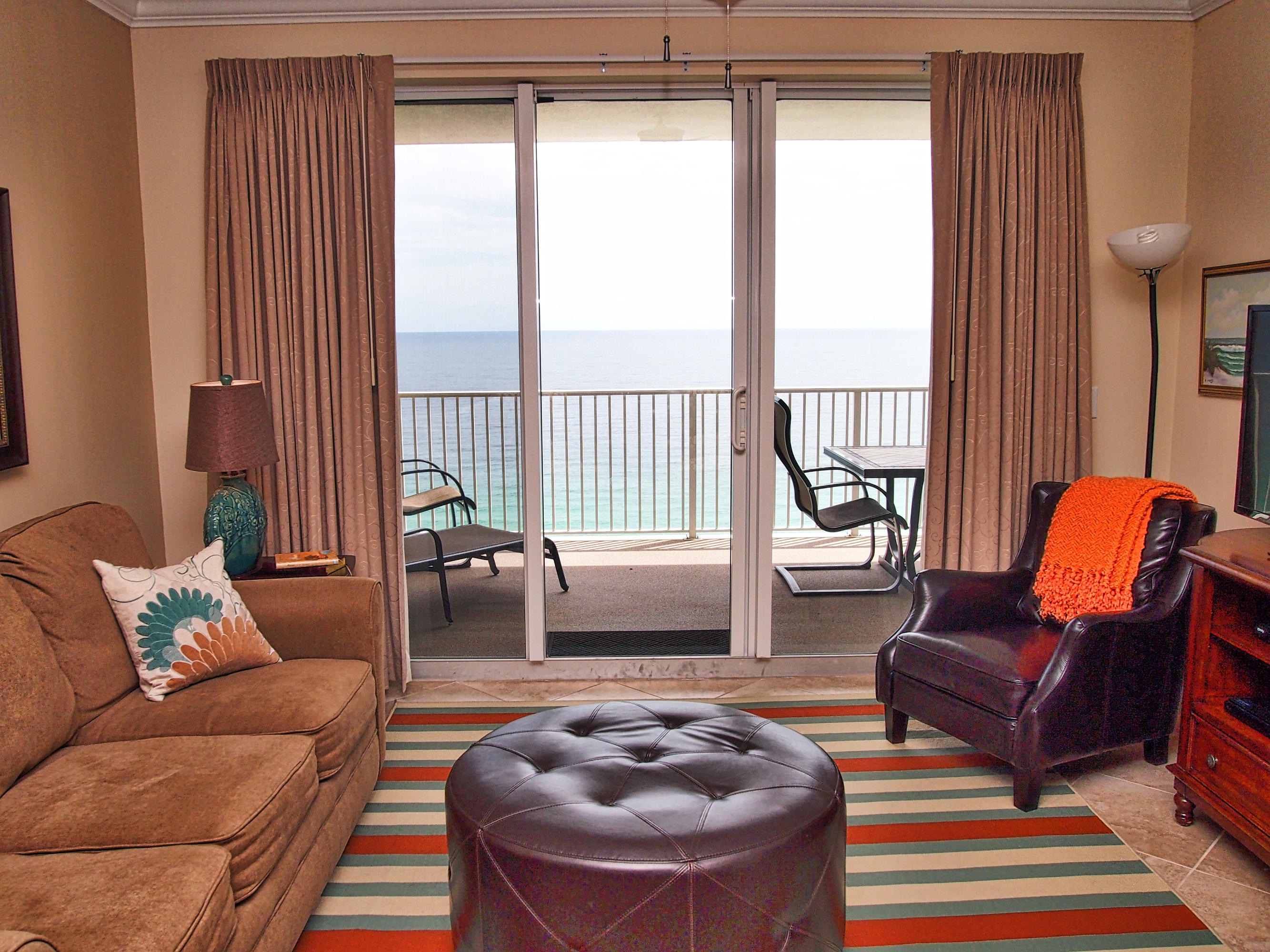 TROPIC WINDS - Residential