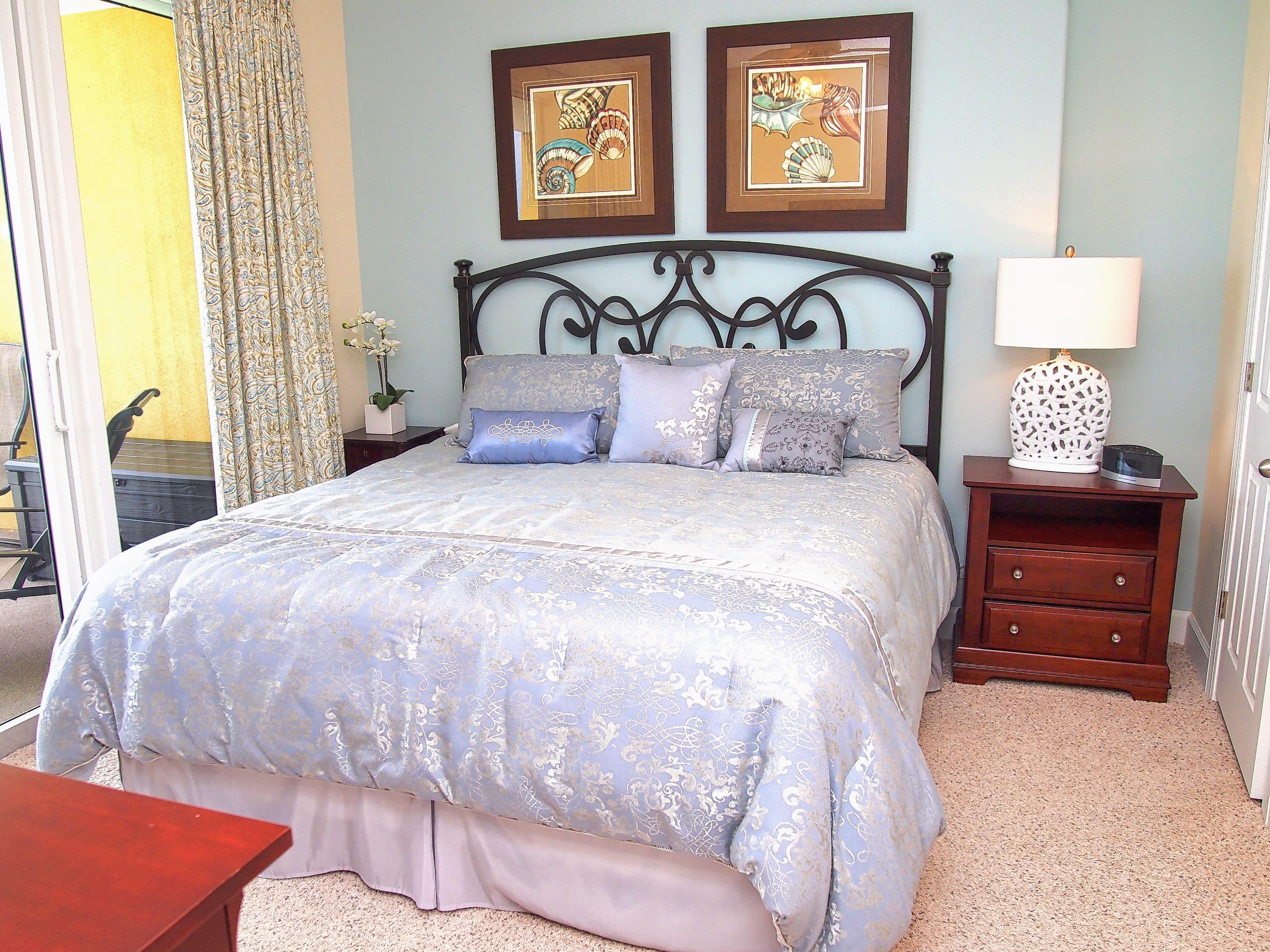 TROPIC WINDS - Residential