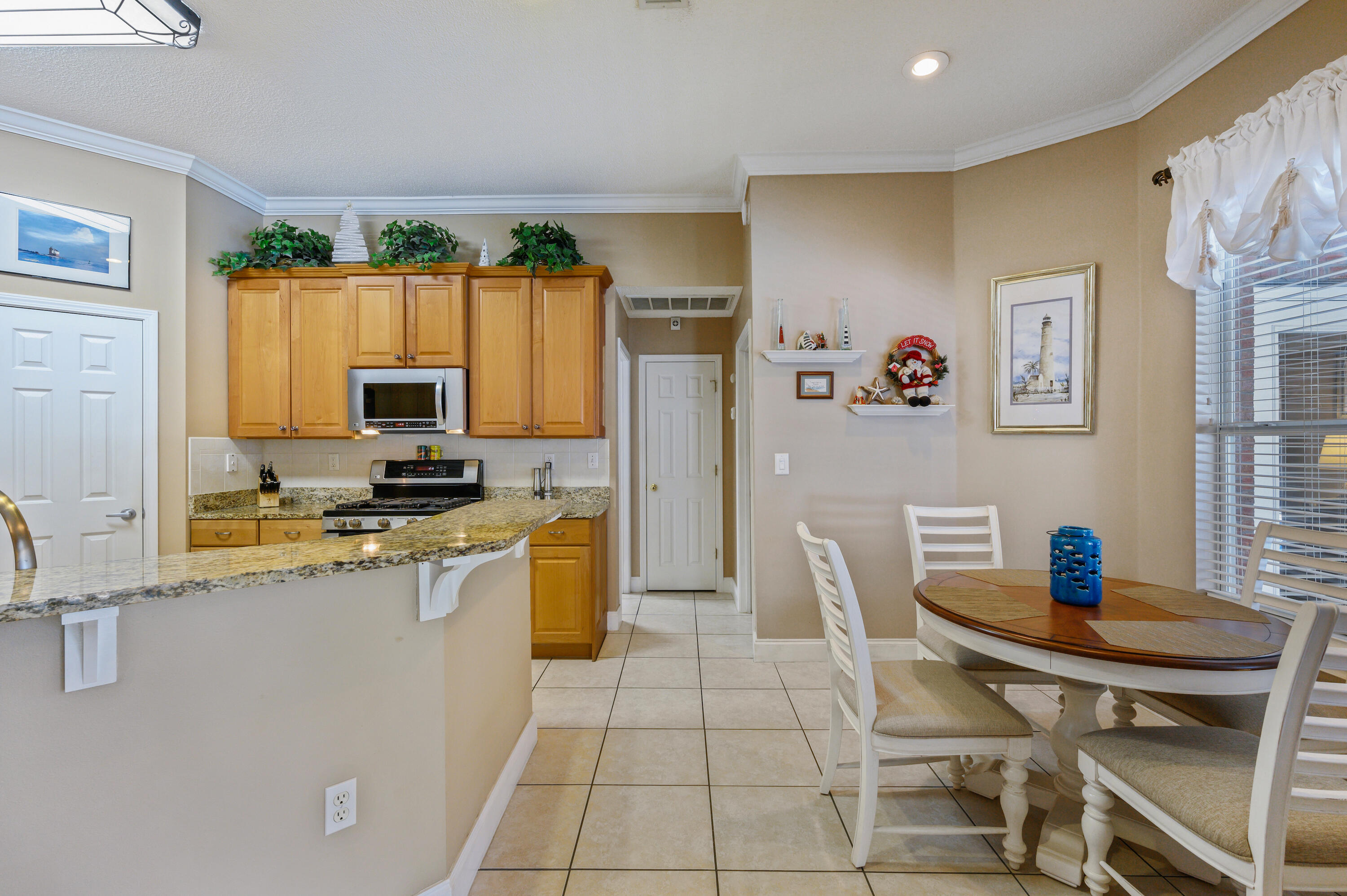 BAYSHORE PLACE PH 1 - Residential