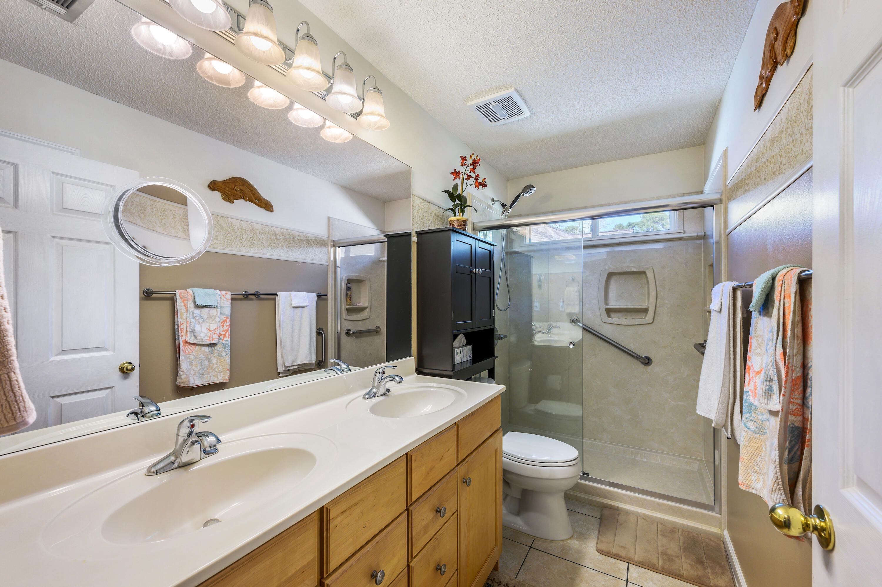 BAYSHORE PLACE PH 1 - Residential