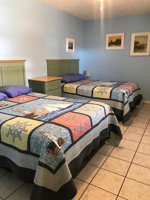 LAGUNA BEACH - Residential