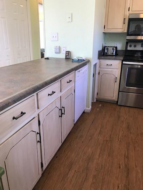 LAGUNA BEACH - Residential