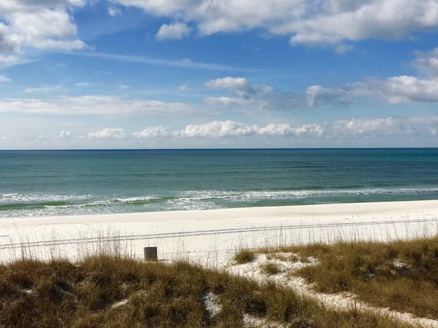 LAGUNA BEACH - Residential