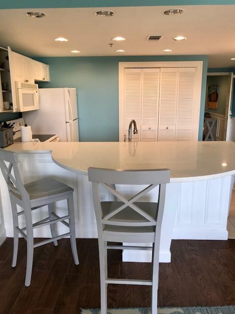 STERLING SHORES - Residential