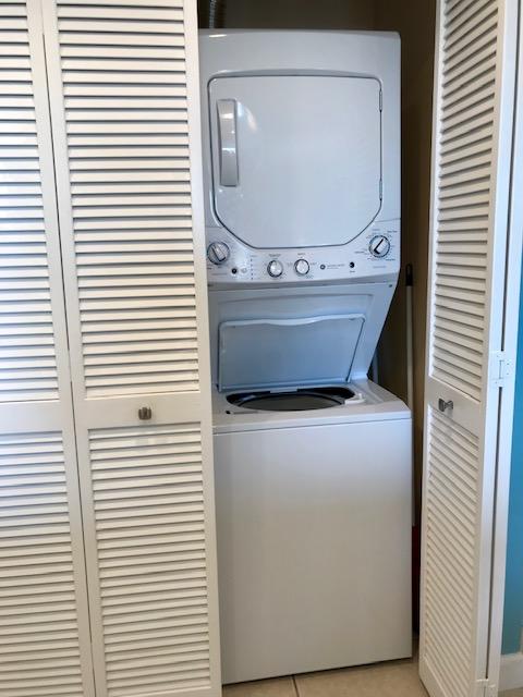 STERLING SHORES - Residential