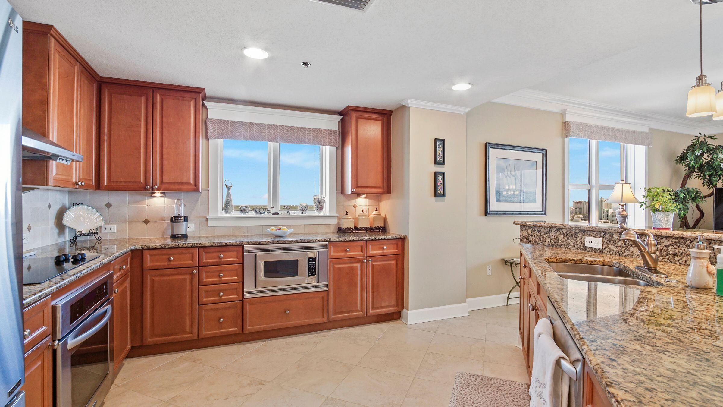 GRAND PANAMA BEACH RESORTS - Residential