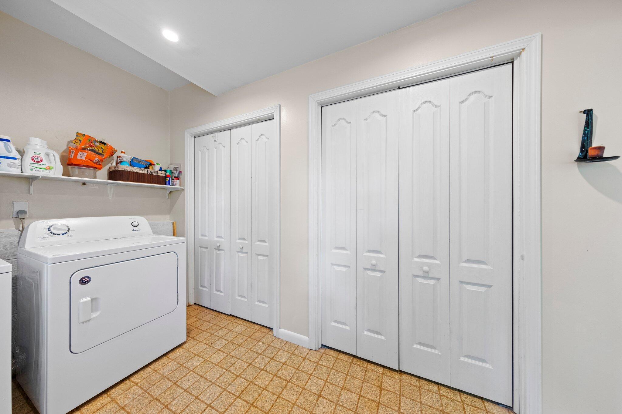 BELLA VISTA HEIGHTS - Residential