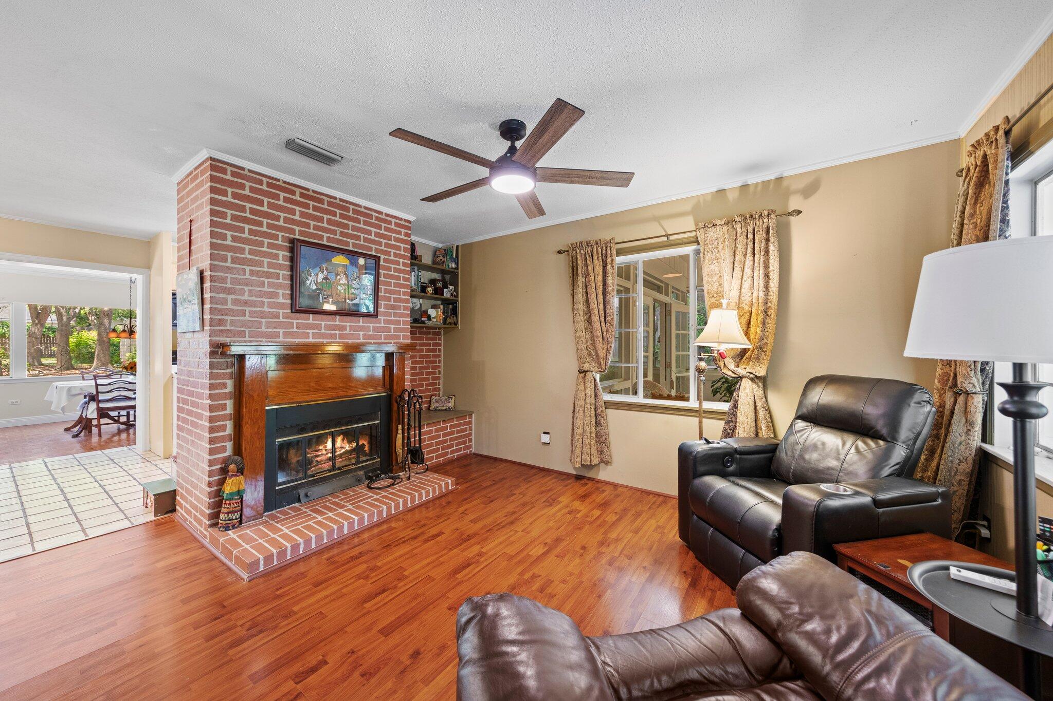BELLA VISTA HEIGHTS - Residential