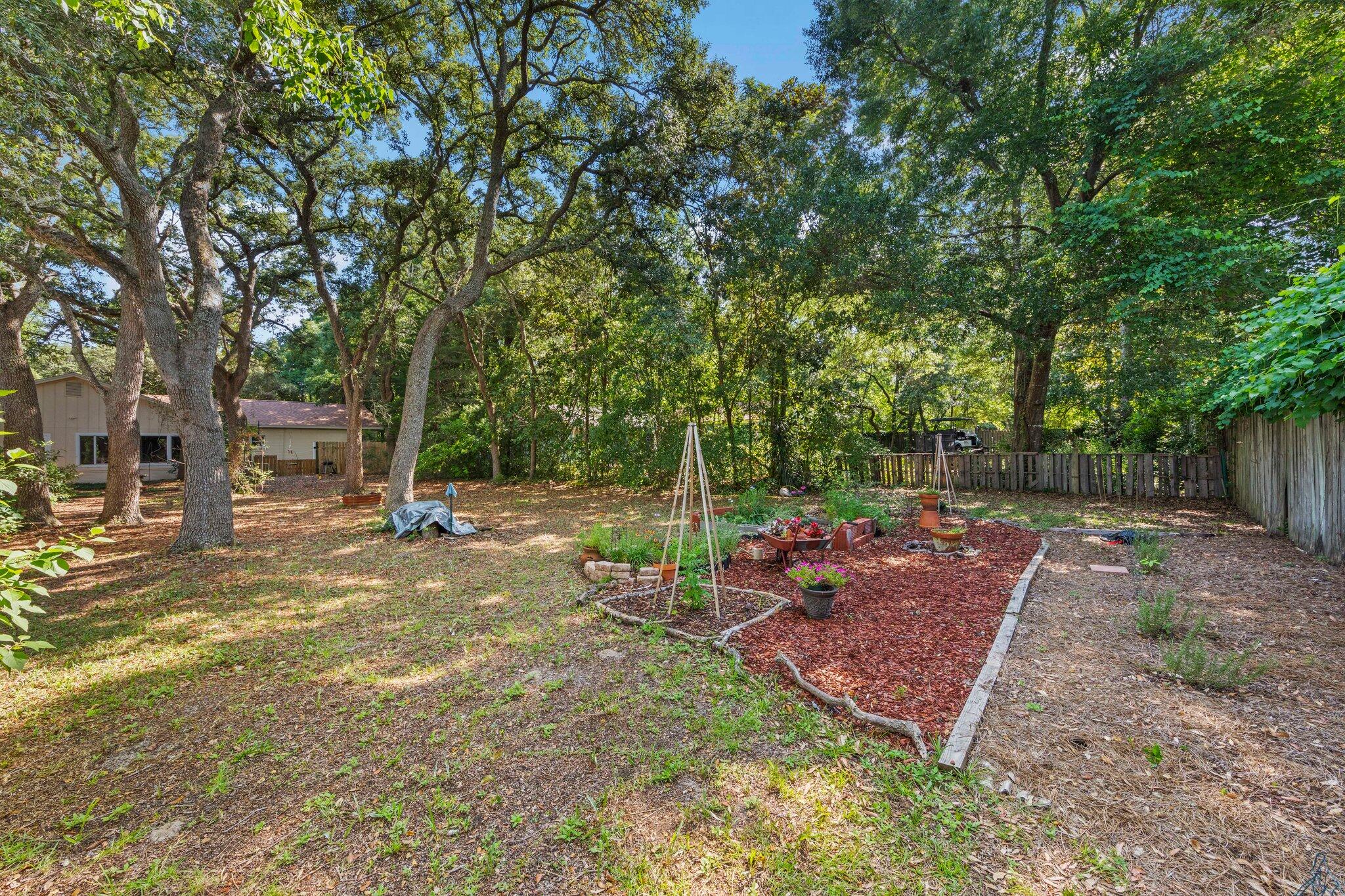 BELLA VISTA HEIGHTS - Residential