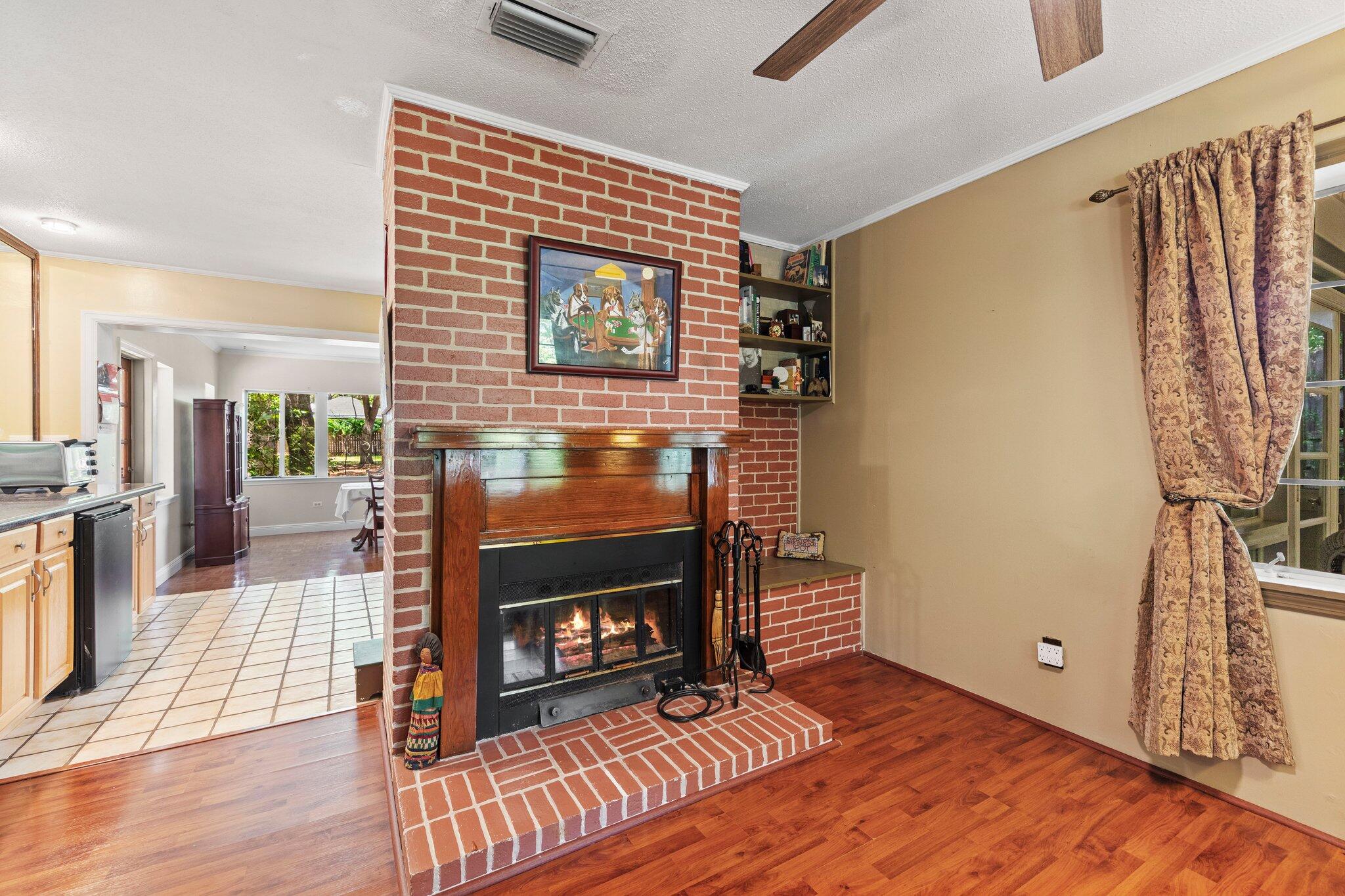 BELLA VISTA HEIGHTS - Residential