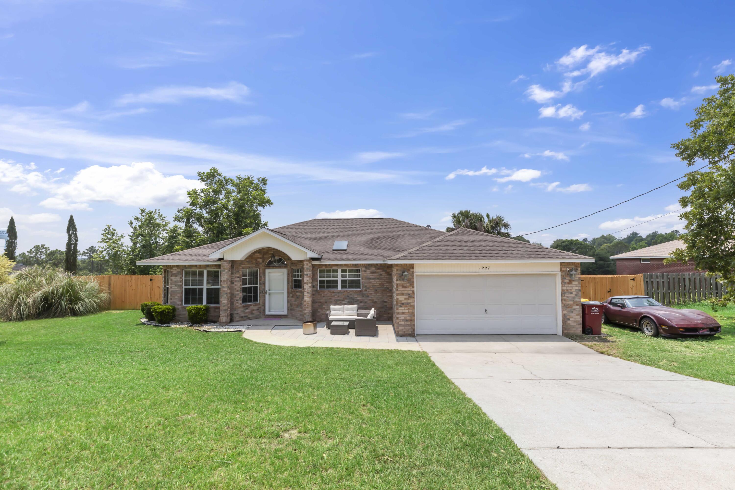 NORTHVIEW ESTATES 7TH ADDN - Residential