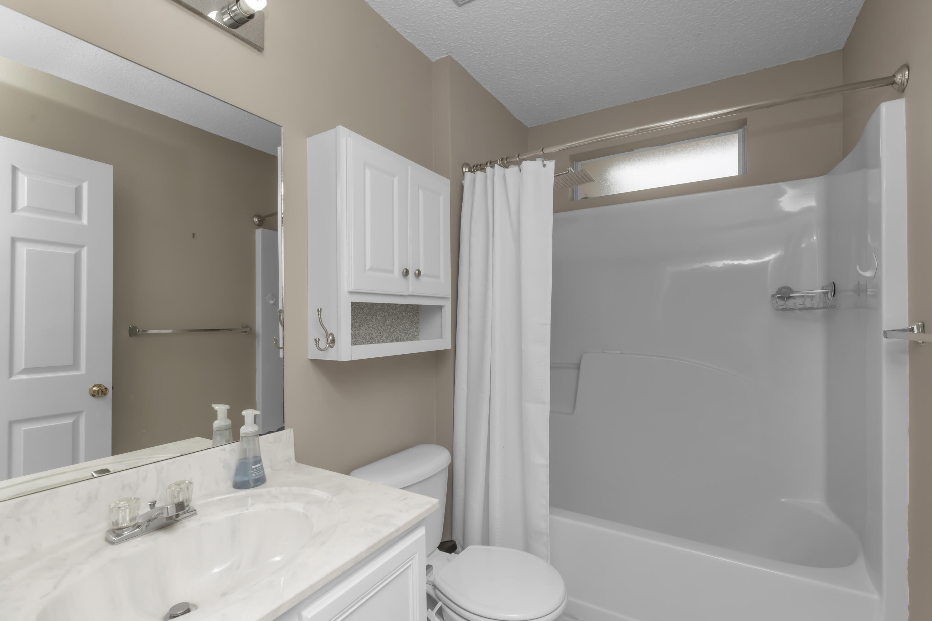 NORTHVIEW ESTATES 7TH ADDN - Residential