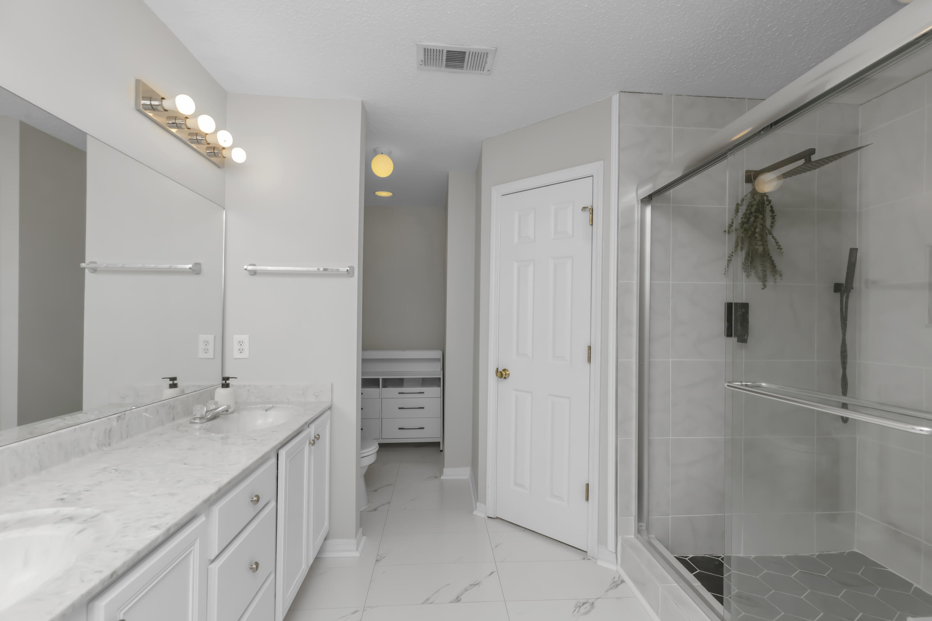 NORTHVIEW ESTATES 7TH ADDN - Residential