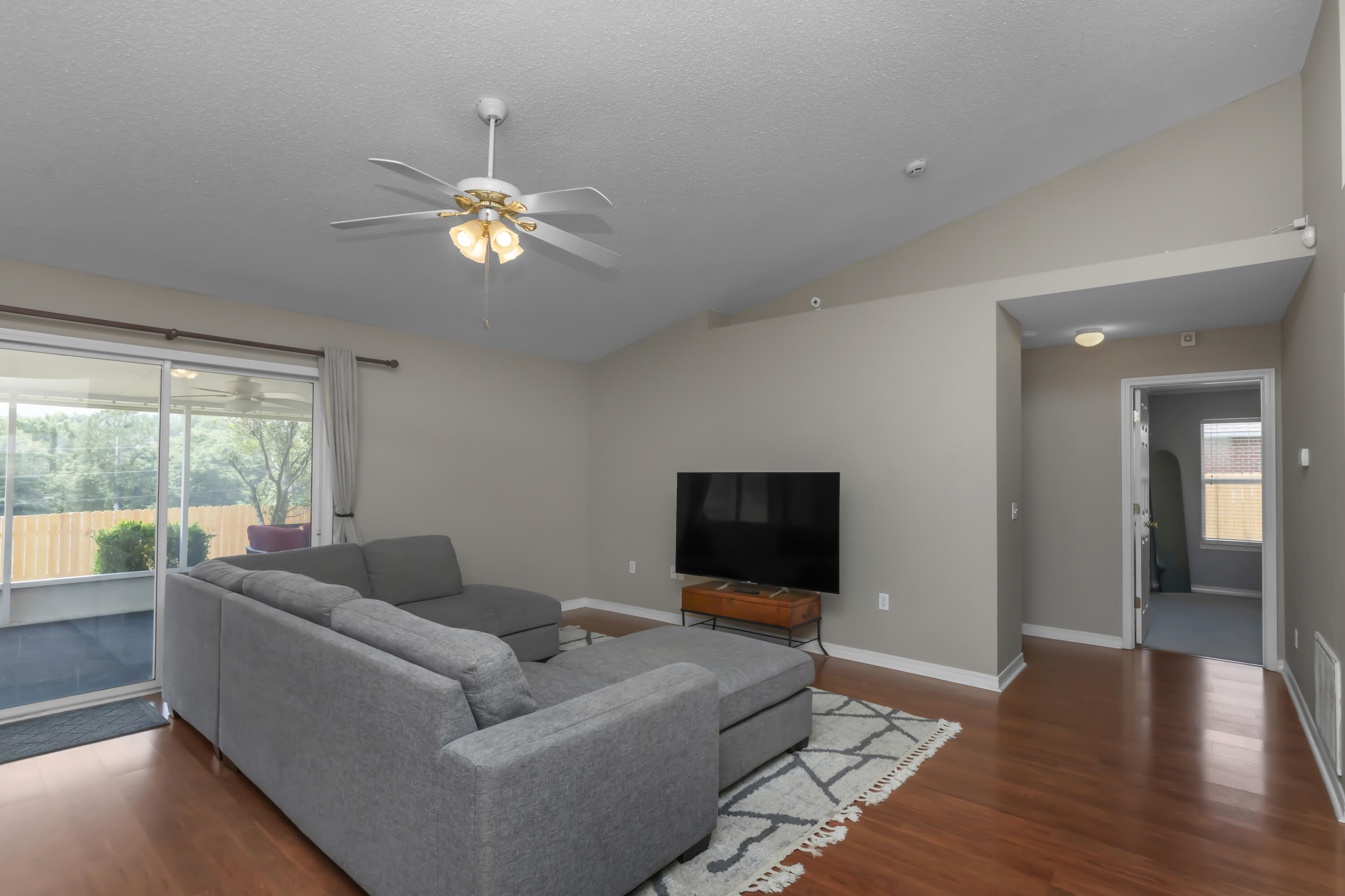 NORTHVIEW ESTATES 7TH ADDN - Residential