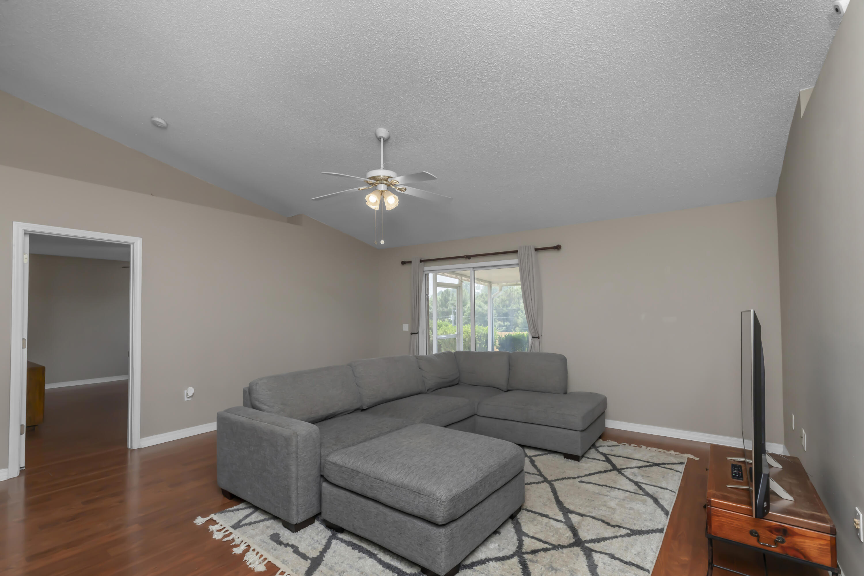 NORTHVIEW ESTATES 7TH ADDN - Residential