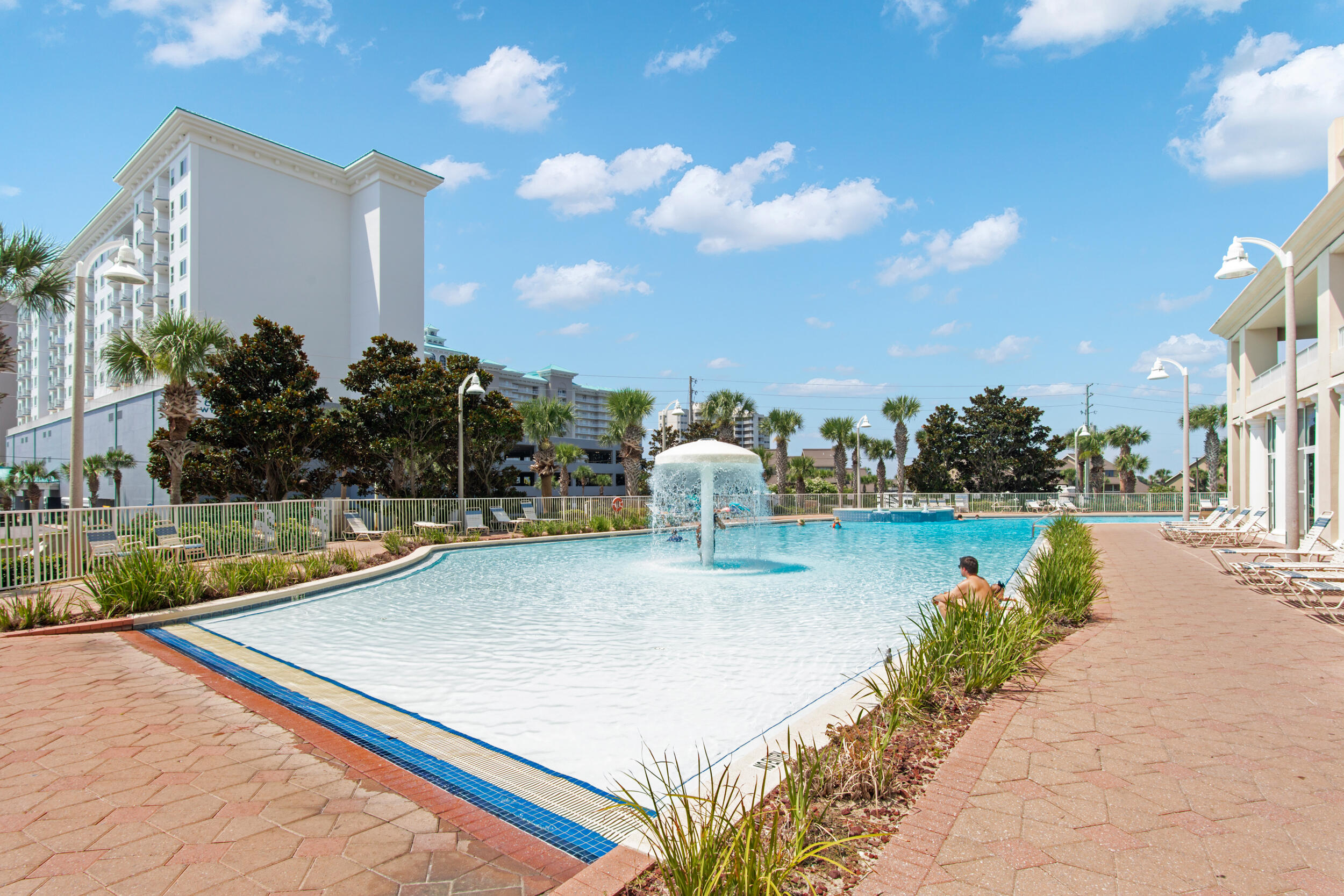 ARIEL DUNES - Residential