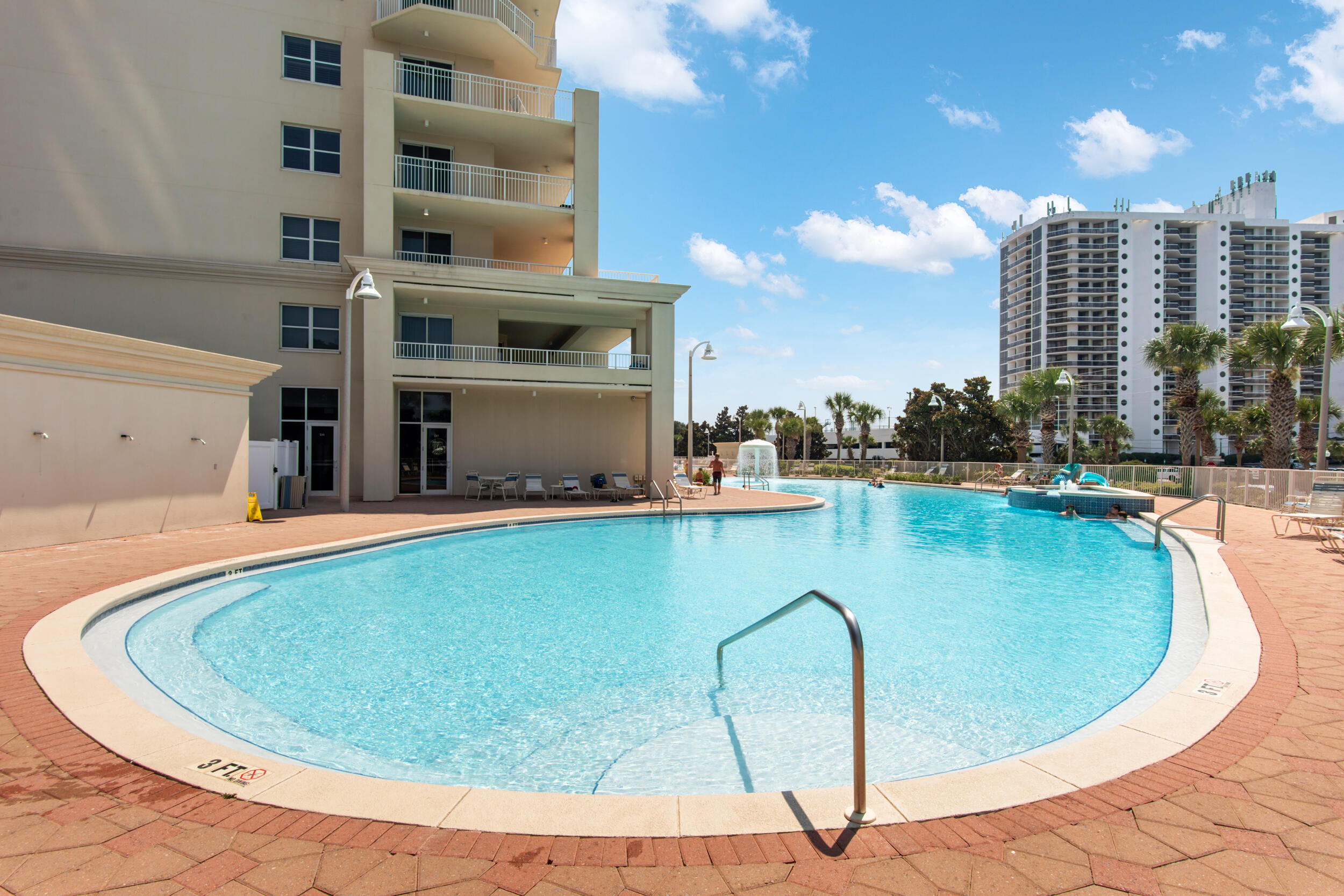 ARIEL DUNES - Residential