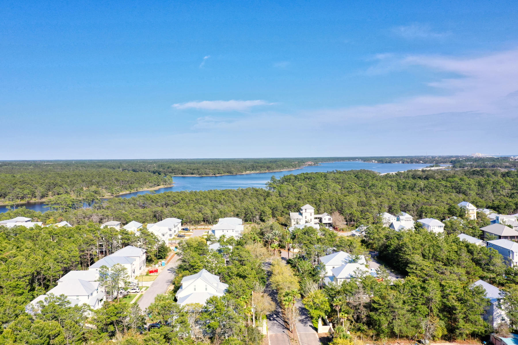 GRAND POINTE - Residential