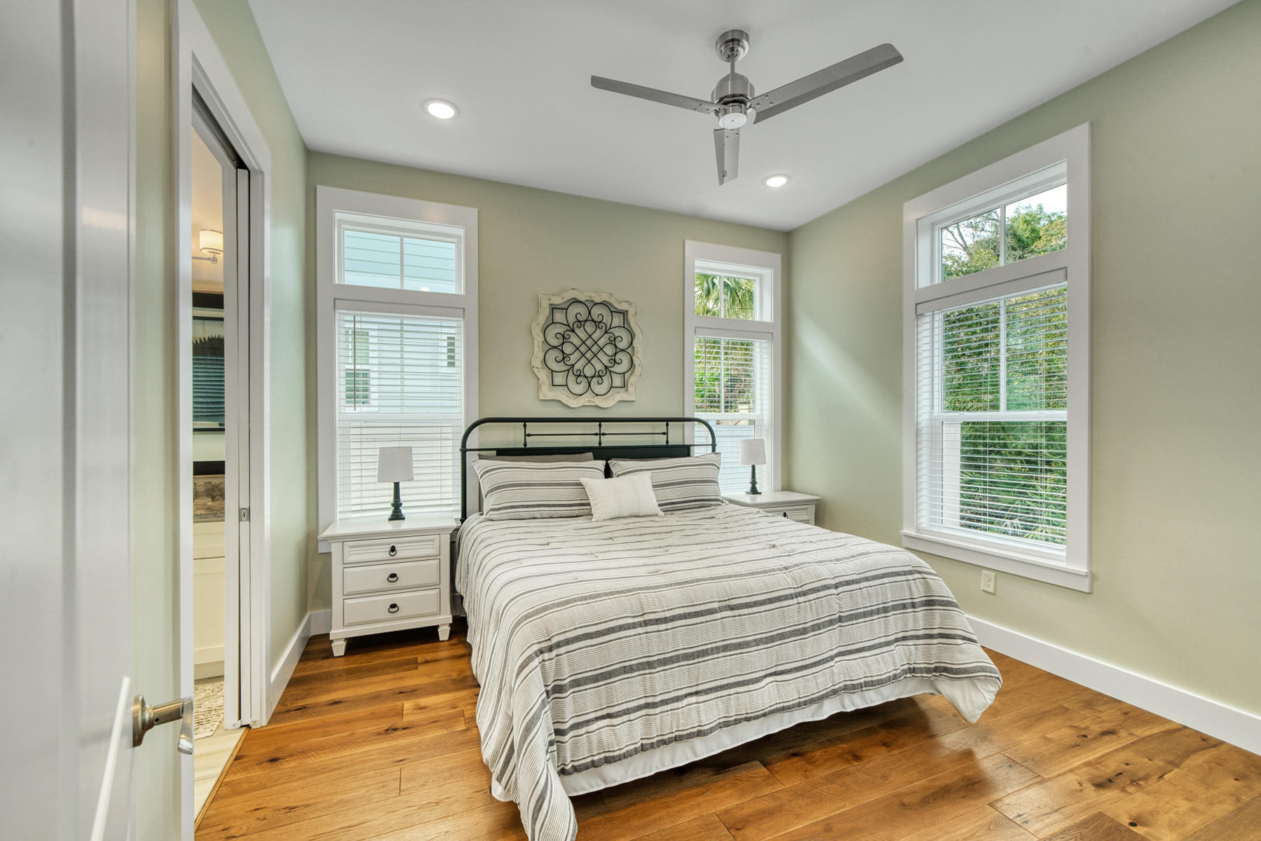 GRAND POINTE - Residential