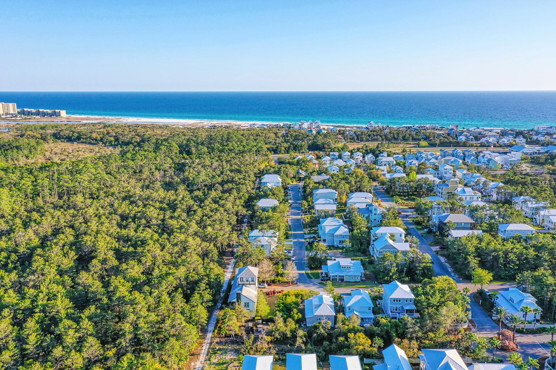 GRAND POINTE - Residential