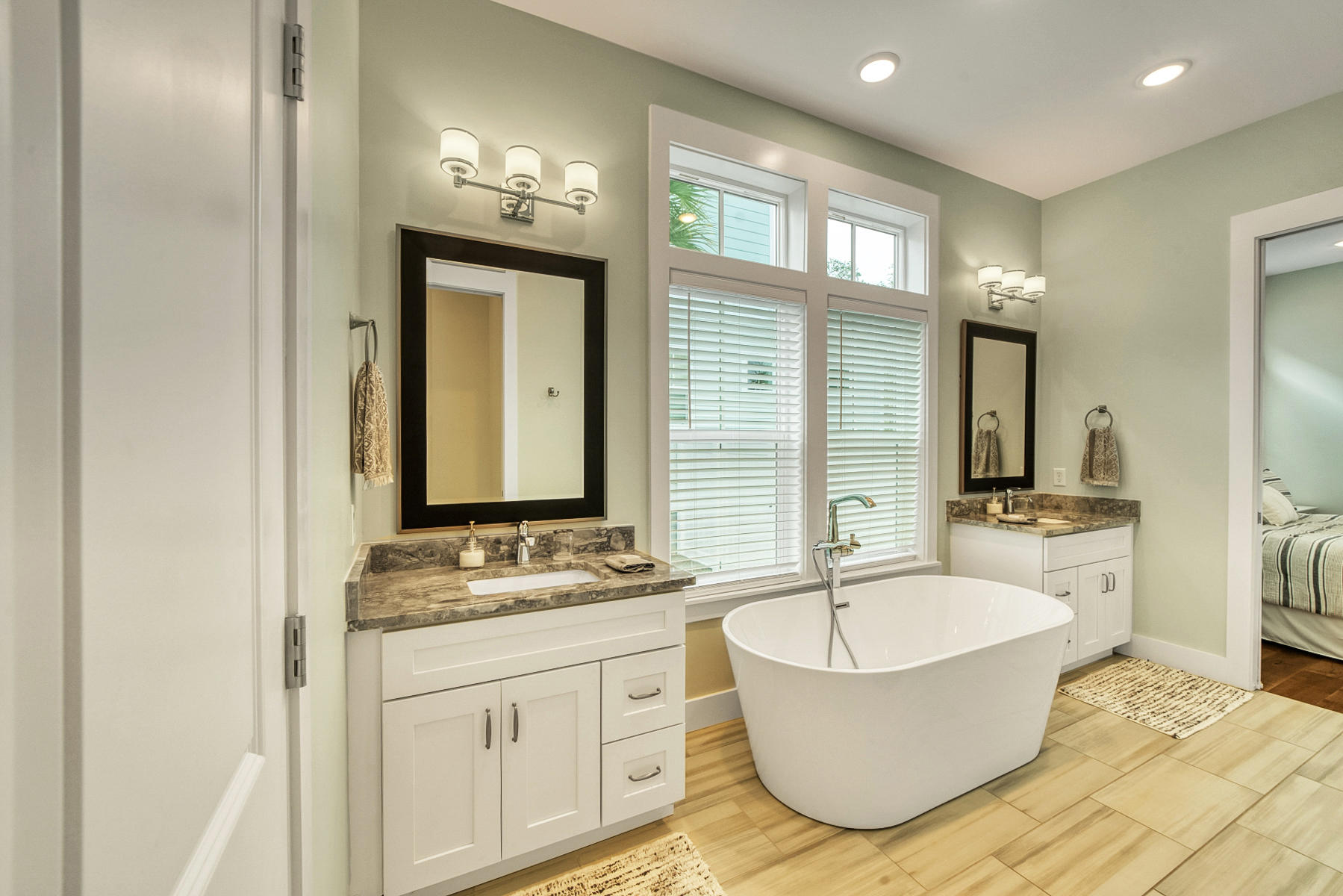 GRAND POINTE - Residential
