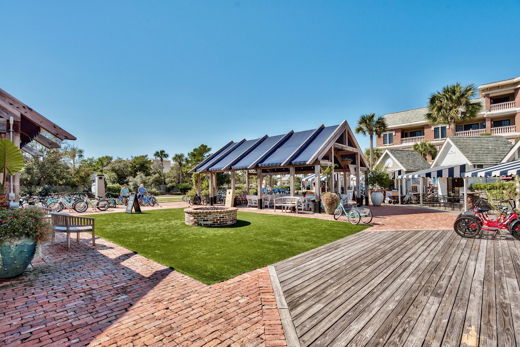 VILLAGE OF SOUTH WALTON BEACH - Residential