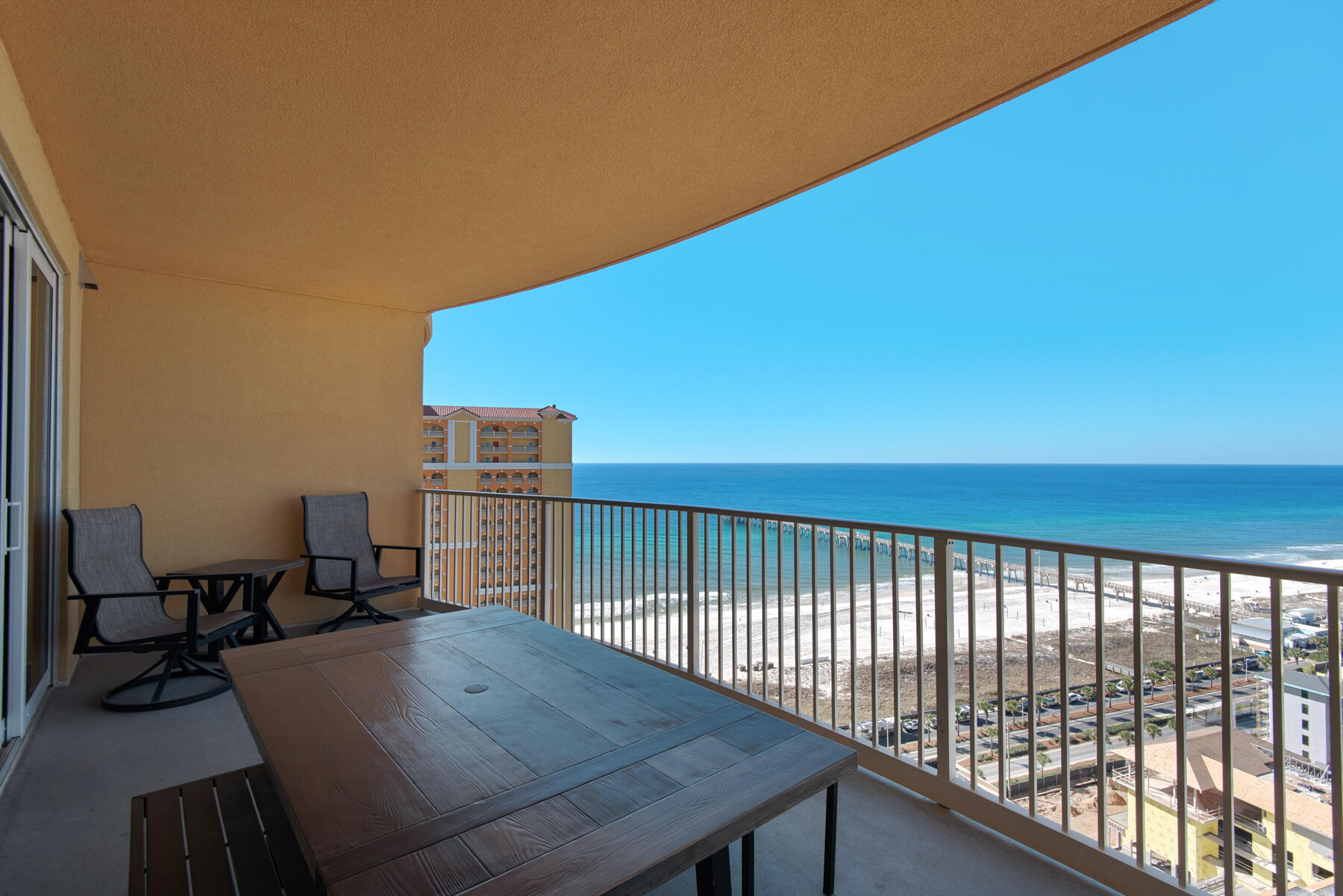 Calypso Towers III - Residential