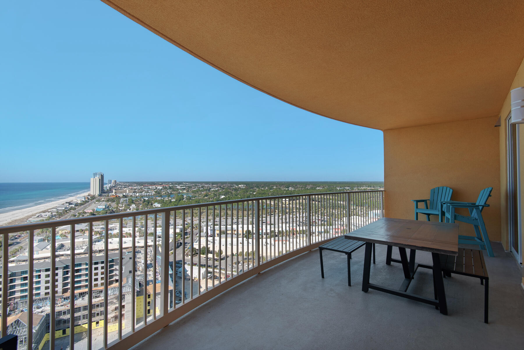 Calypso Towers III - Residential