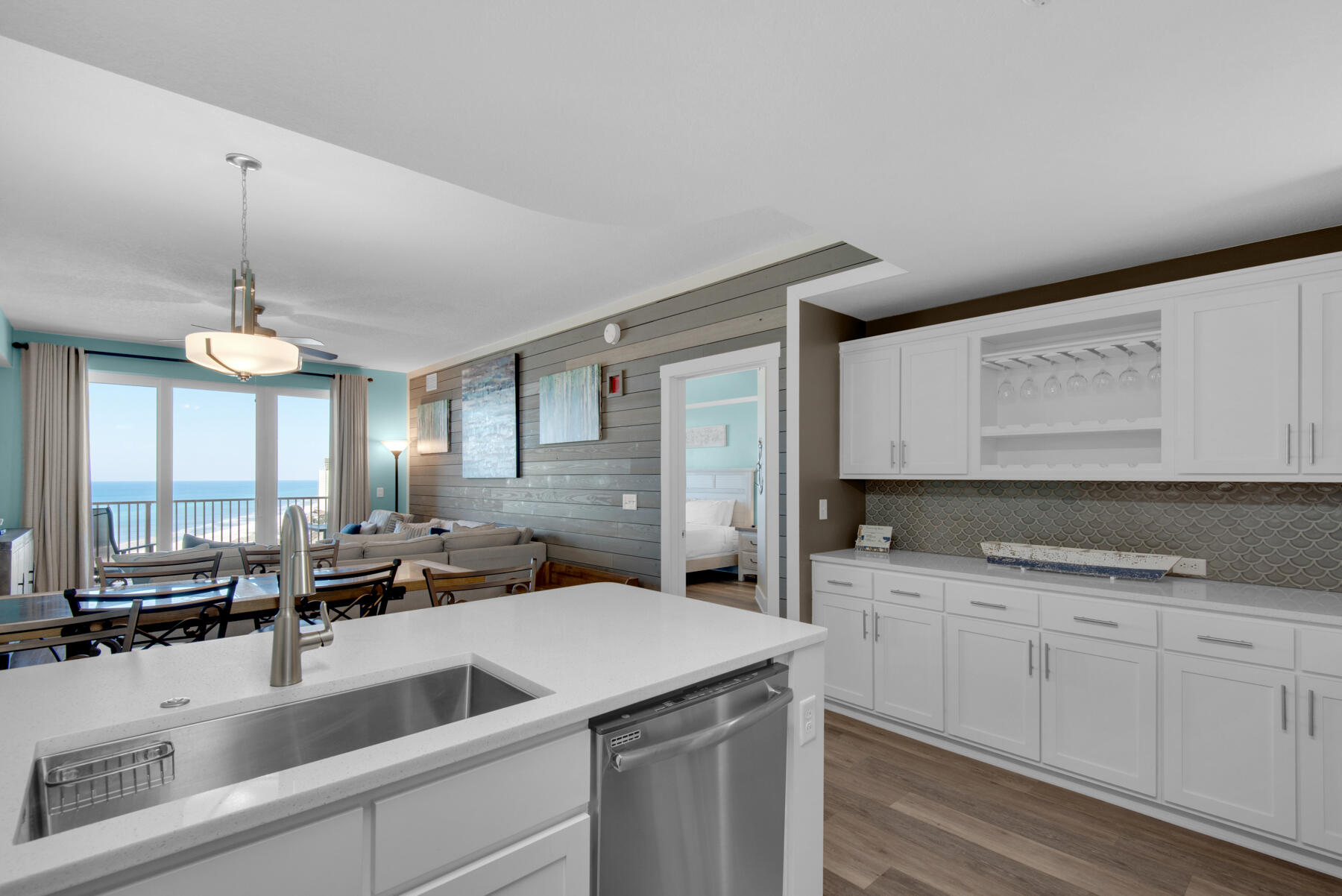 Calypso Towers III - Residential