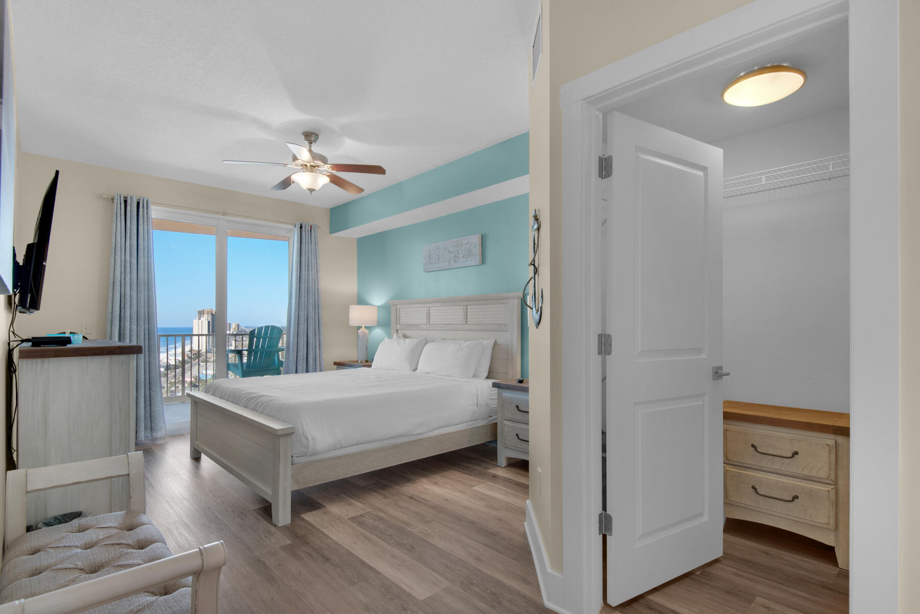 Calypso Towers III - Residential