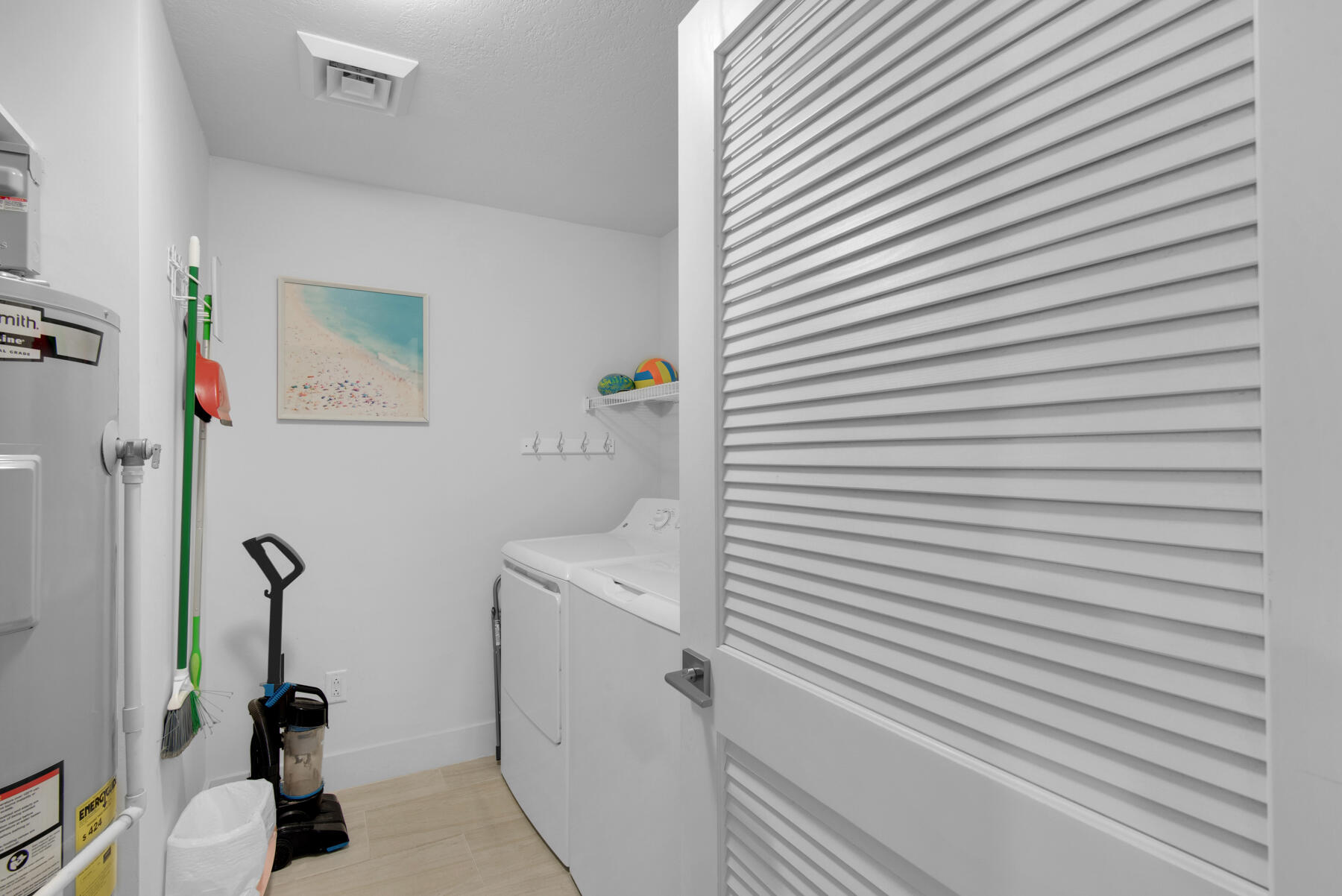 Calypso Towers III - Residential