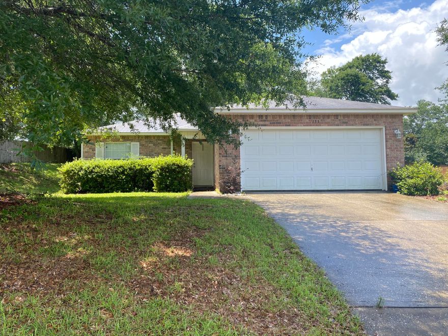 Make an appointment to see this Cute 3bed/2bath/2car garage home with fenced in back yard. The home has a split bedroom plan and large closets for each room. The master bedroom has its own bathroom and large walk in closet. Home has newer paint and carpet, both were done in 2018. Please verify all information and measurements.