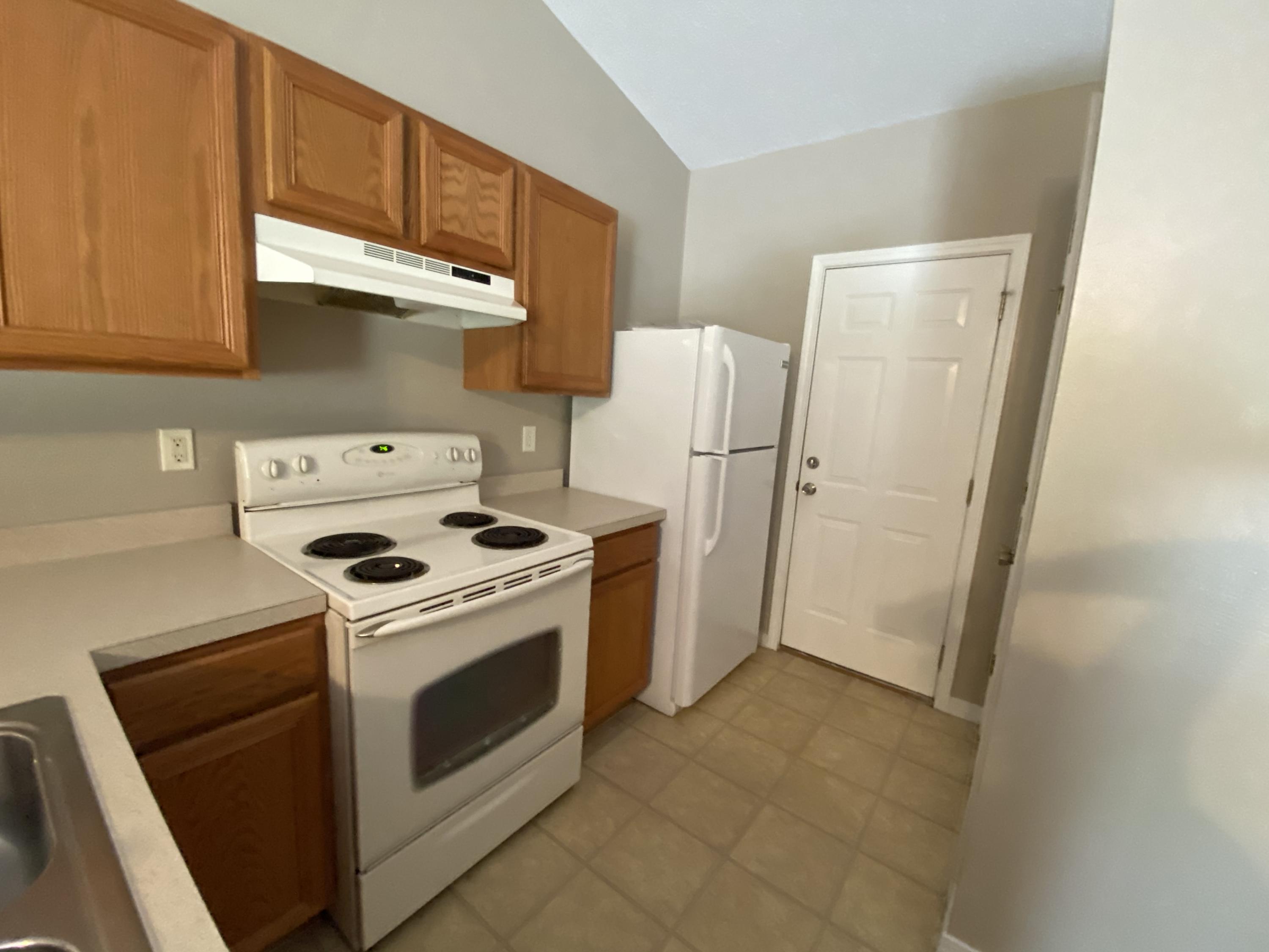 RIDGE CREST PH I - Residential