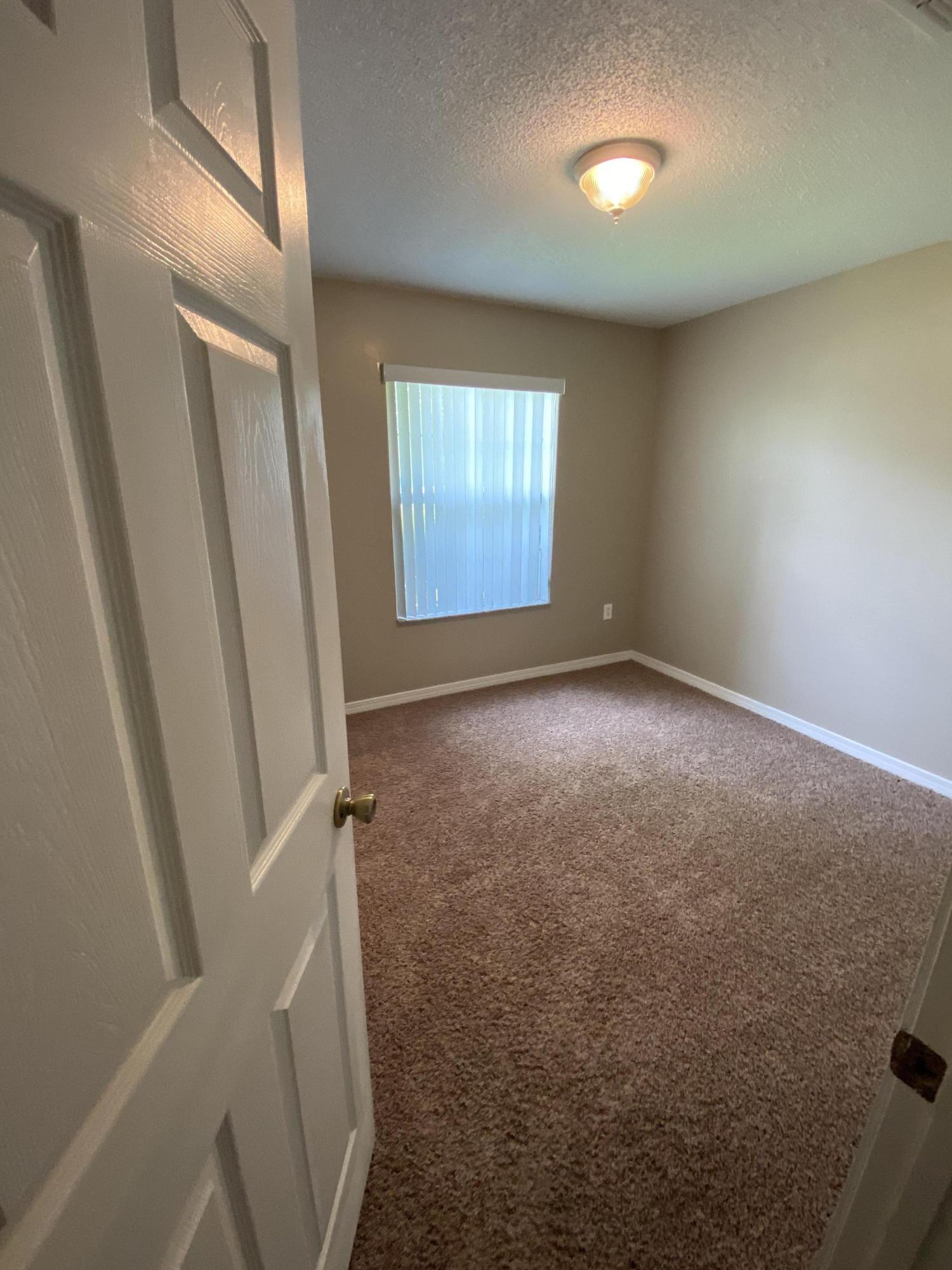 RIDGE CREST PH I - Residential