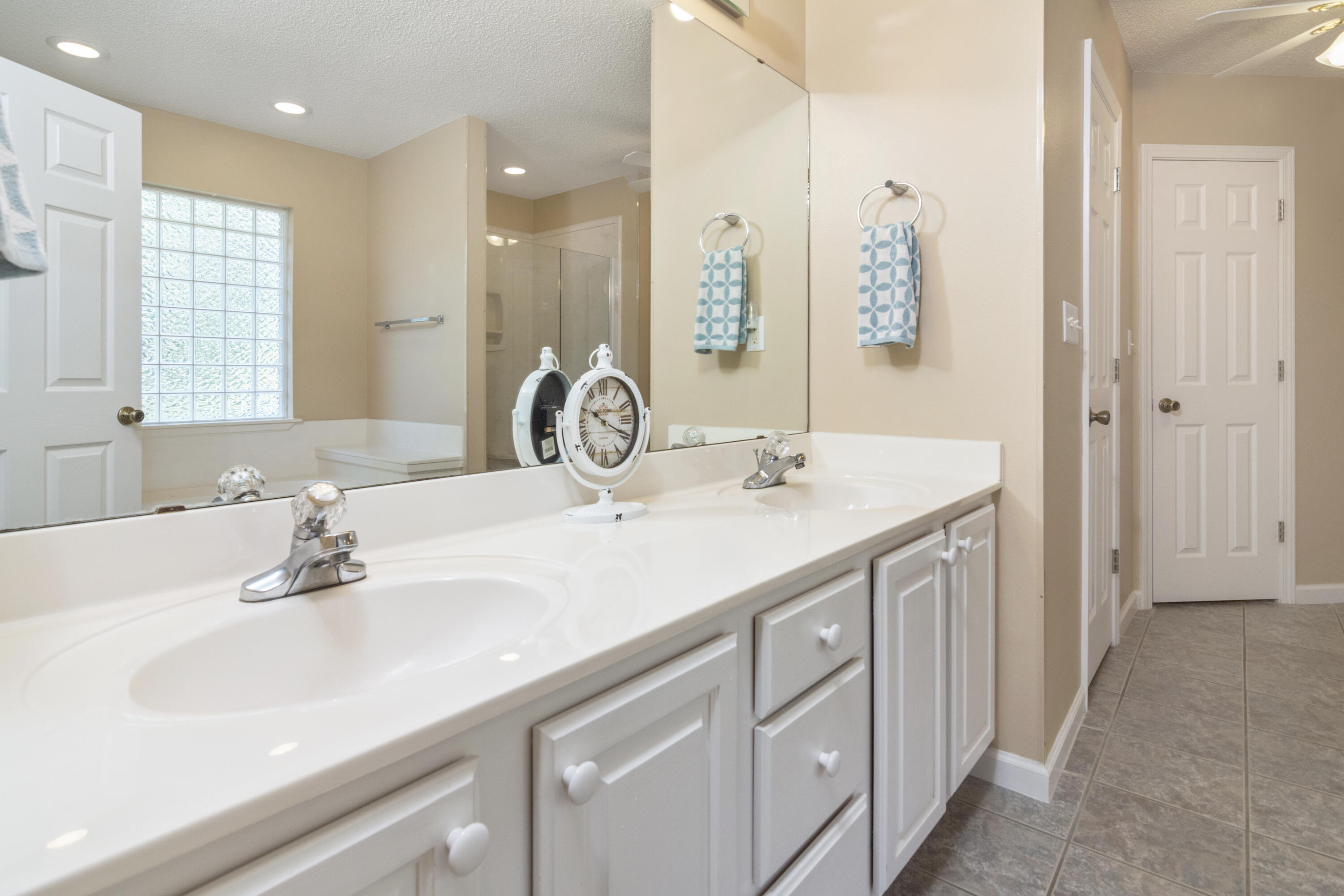 NORTHLAKES S/D PH 1 - Residential