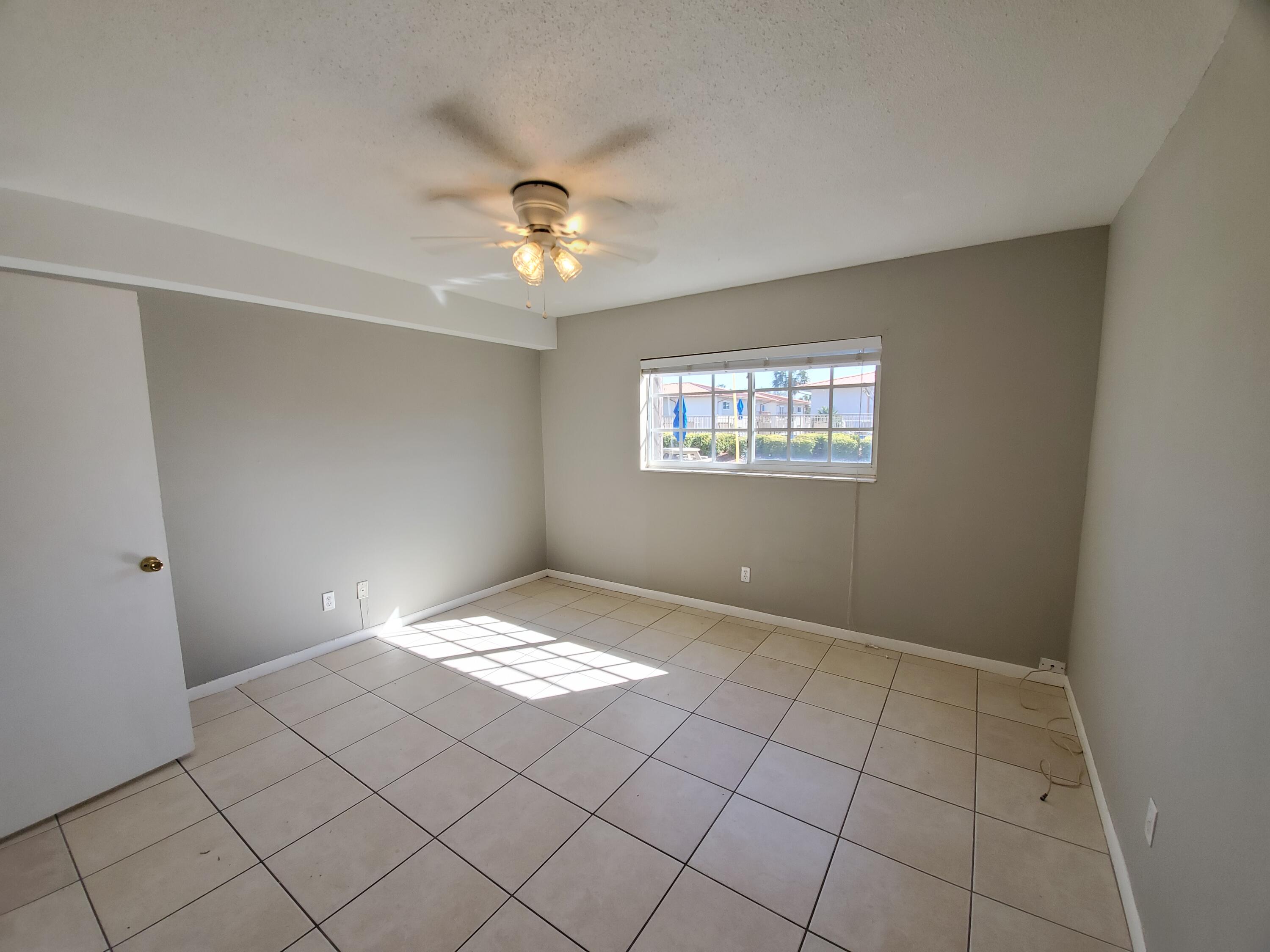 LANDMARK CONDO - Residential