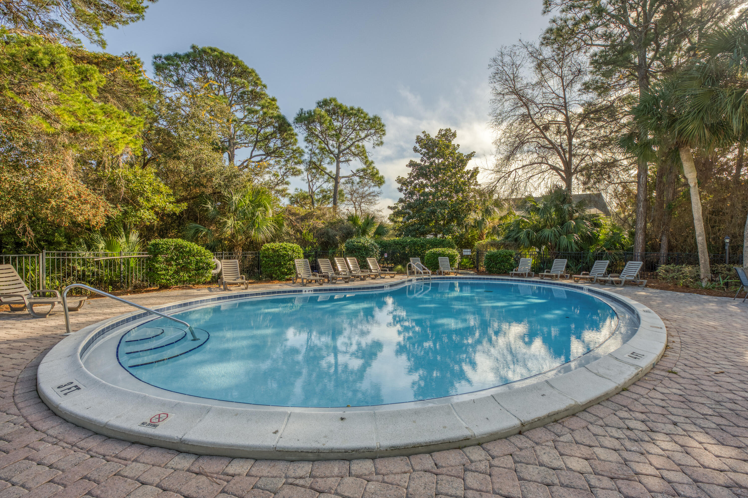 CASSINE GARDENS T/H PH 1 - Residential