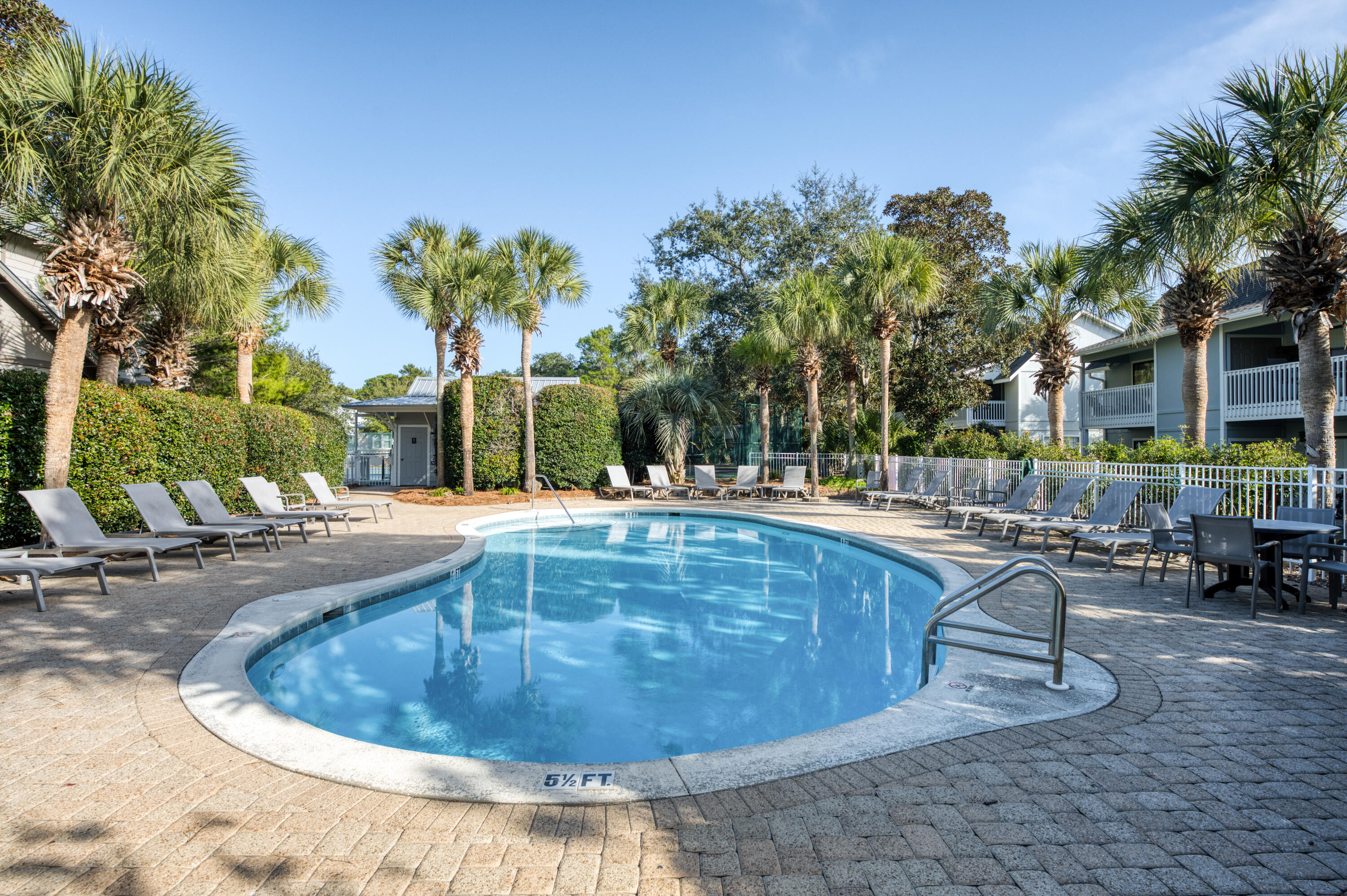 CASSINE GARDENS T/H PH 1 - Residential