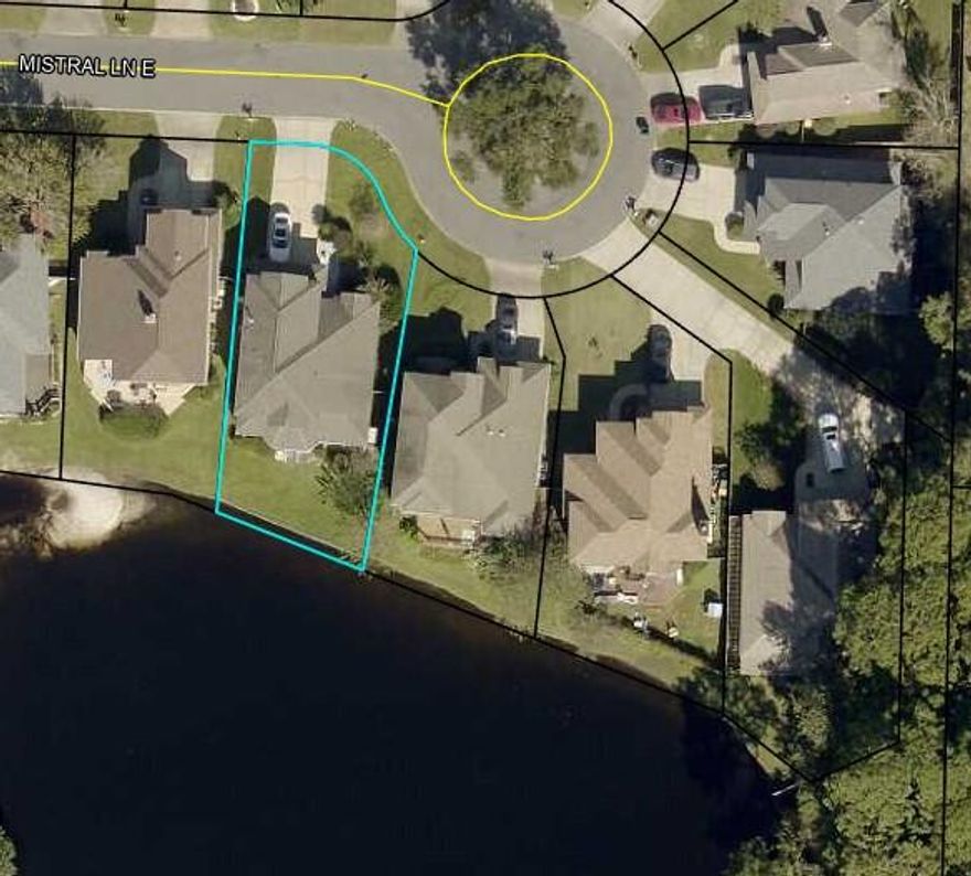 Lakefront property.  3 bed/2.5 bath brick home.  A new roof was done in 2021, new HVAC installed in 2022.