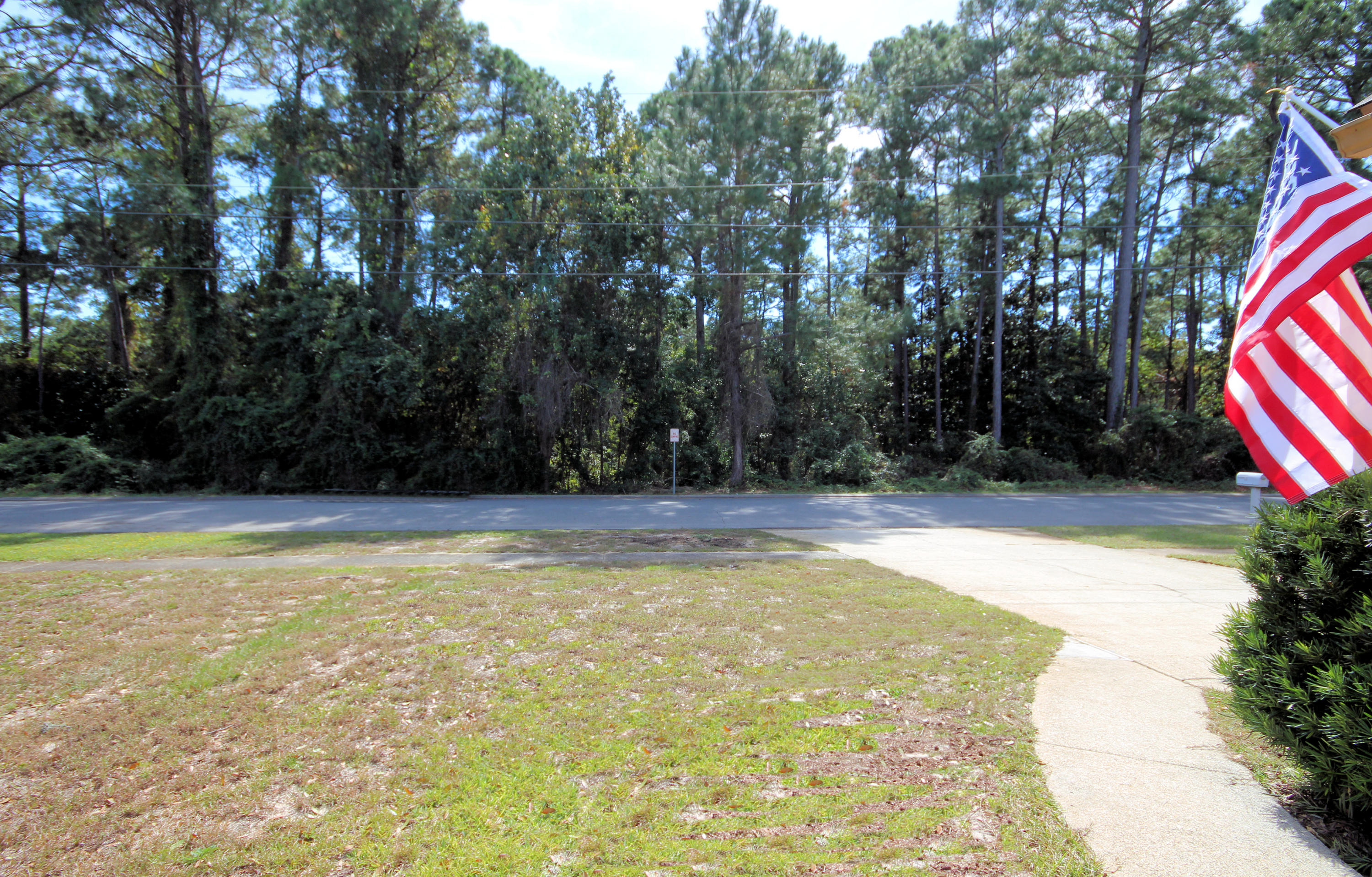 MARY ESTHER MANOR - Residential