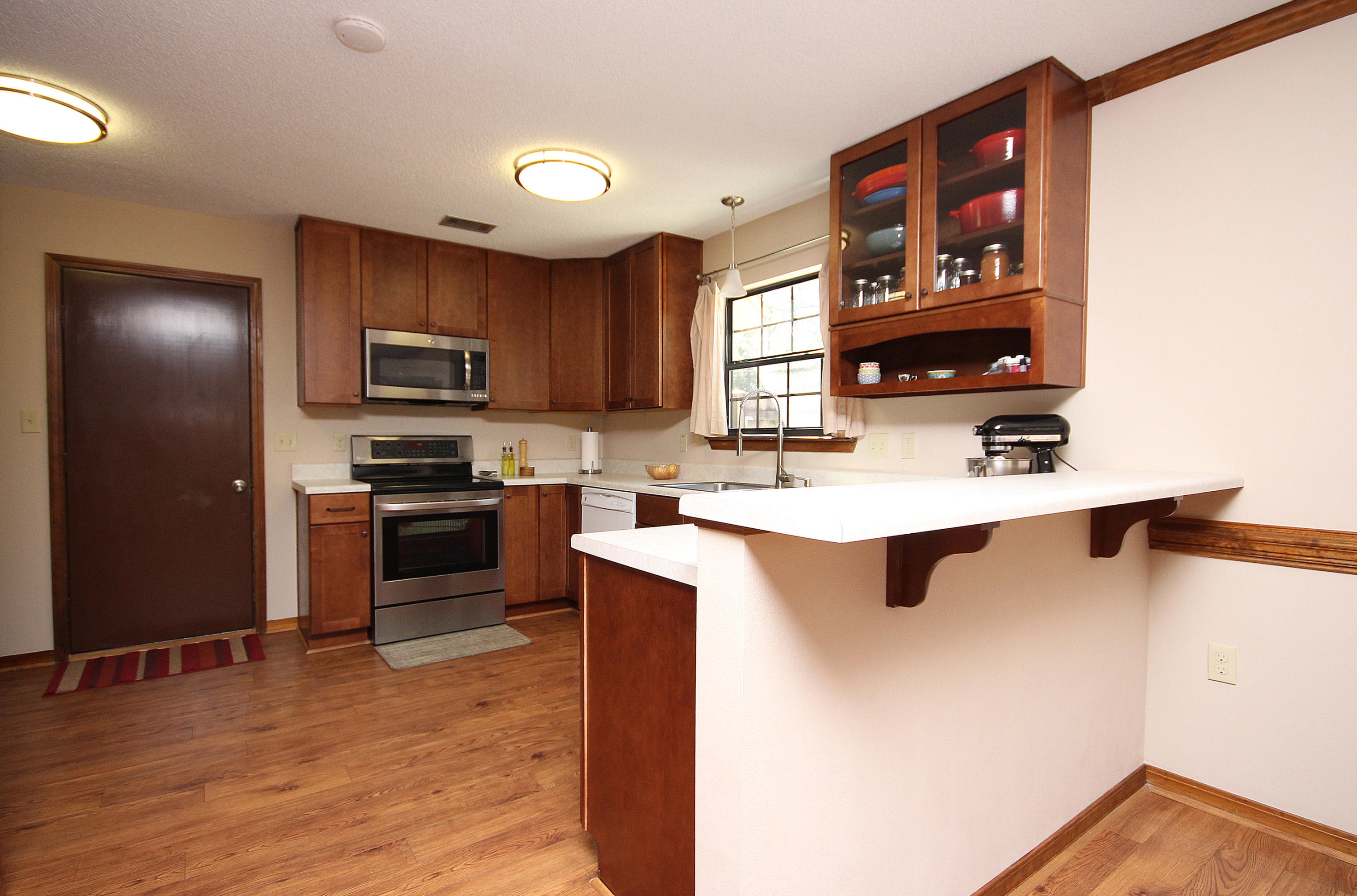 MARY ESTHER MANOR - Residential