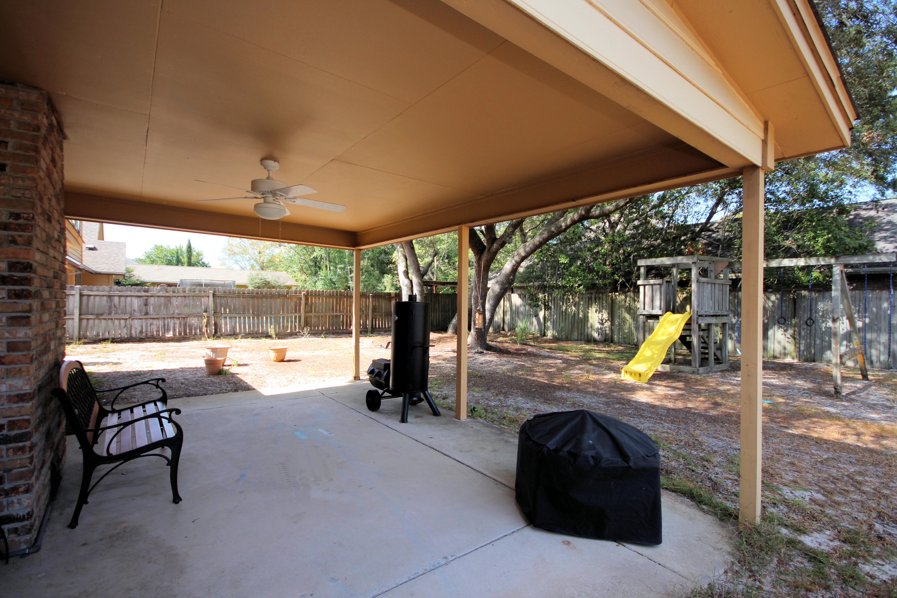 MARY ESTHER MANOR - Residential