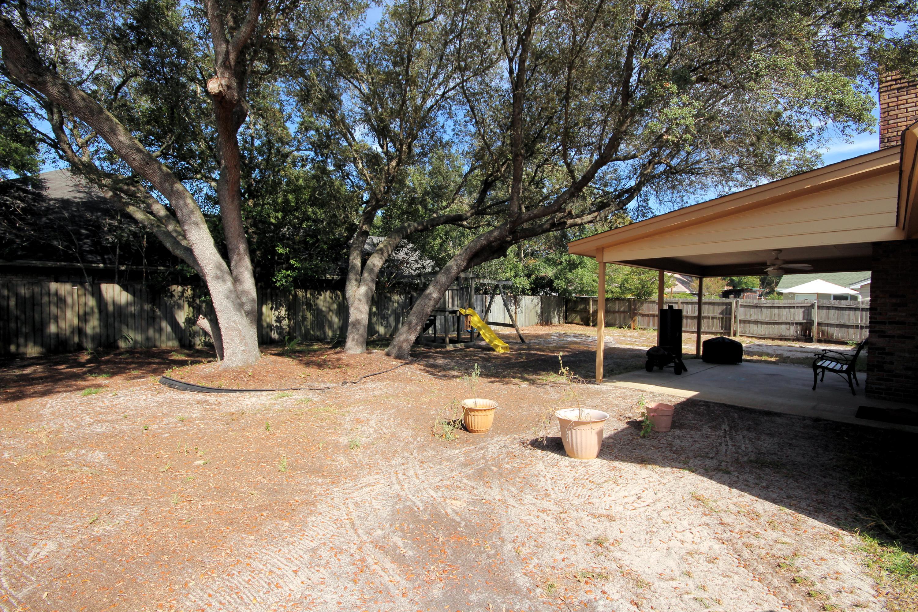 MARY ESTHER MANOR - Residential