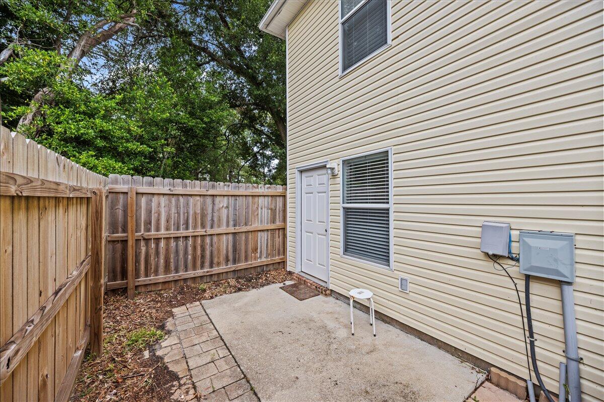SHELL PARK CONDO - Residential Lease