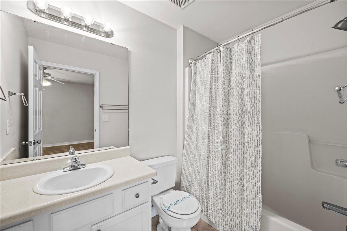SHELL PARK CONDO - Residential Lease