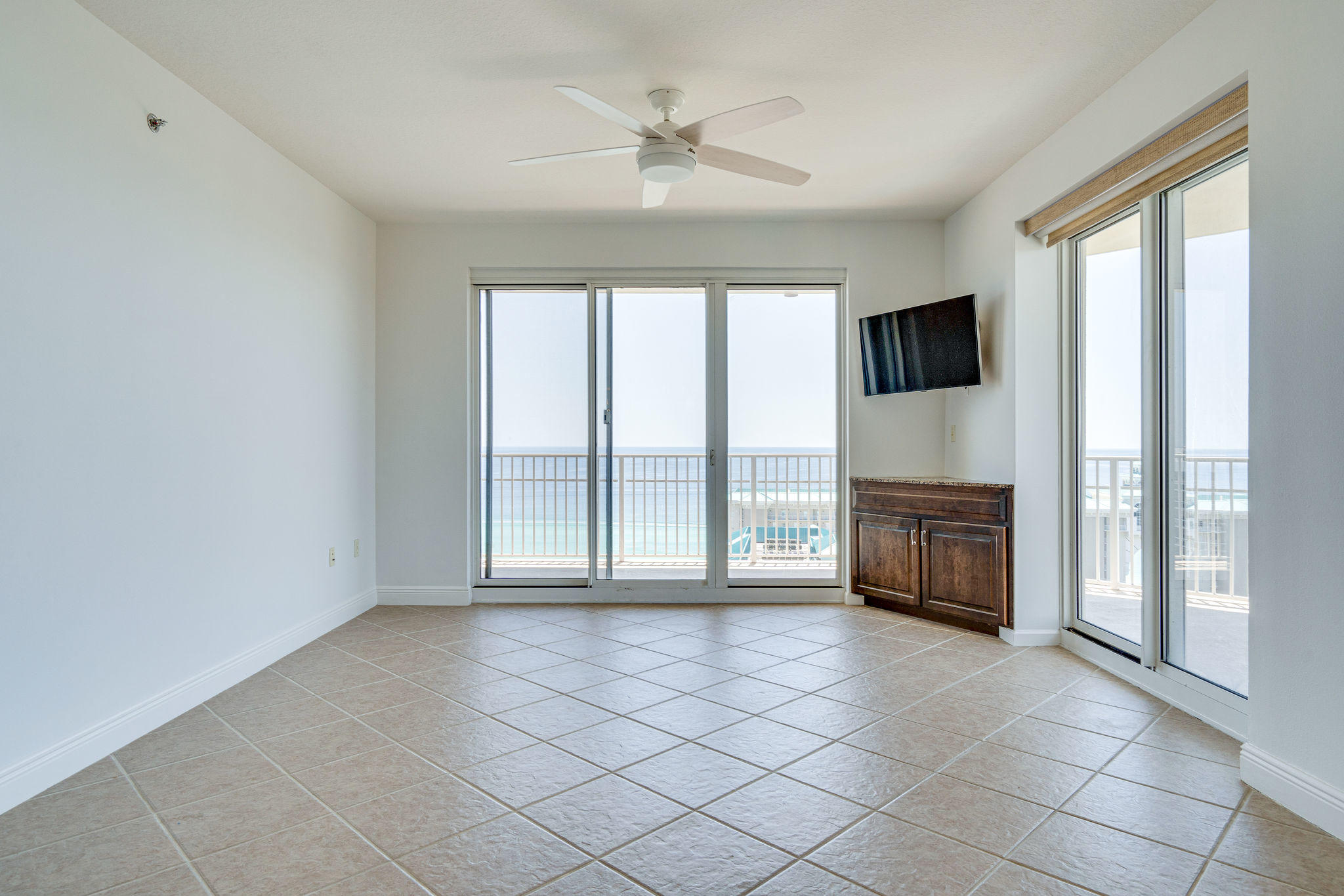 ARIEL DUNES - Residential