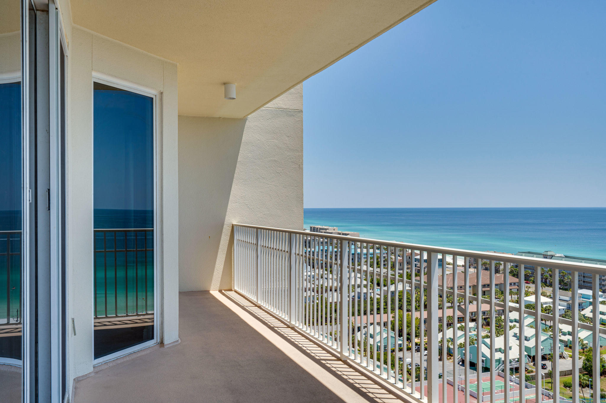 ARIEL DUNES - Residential