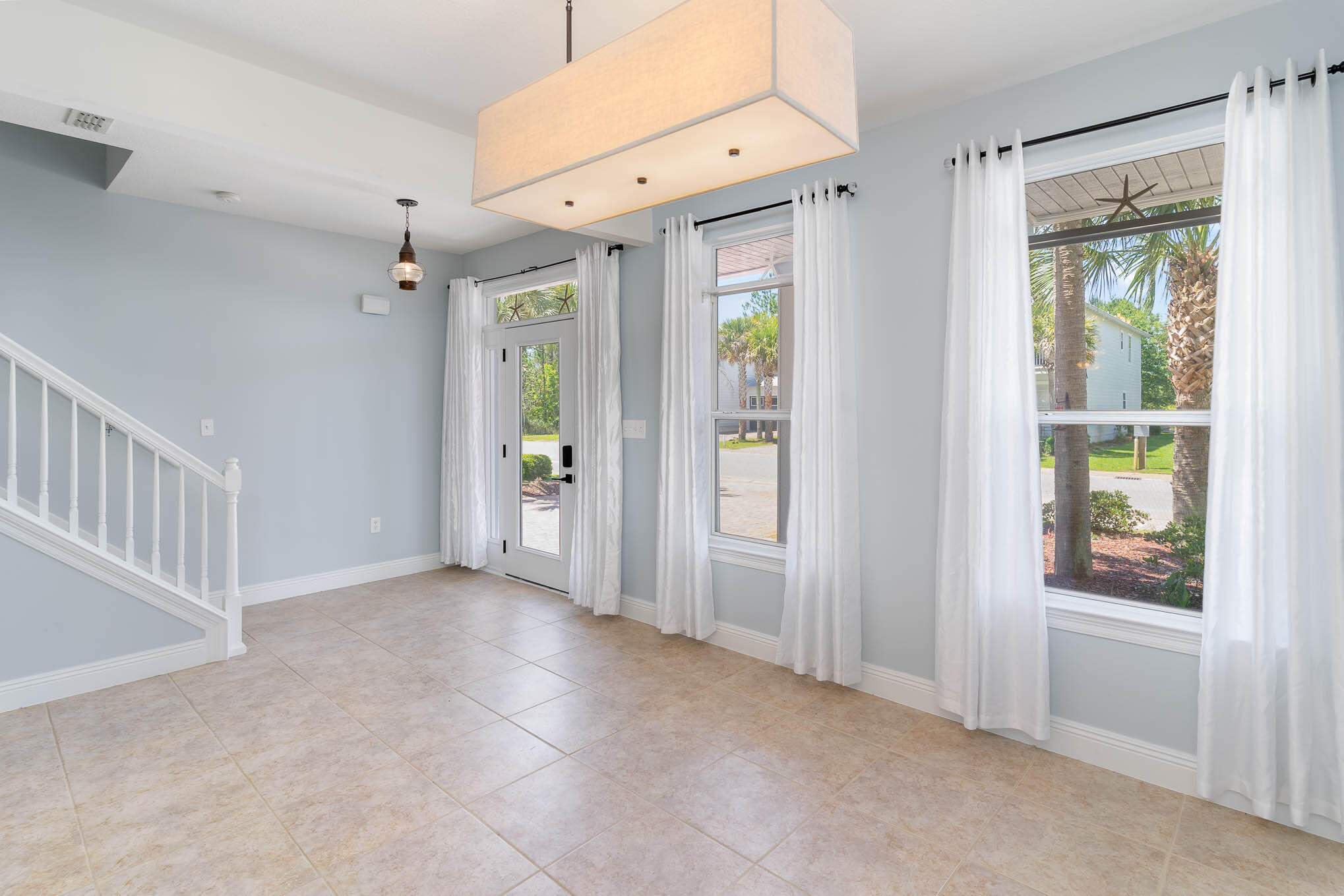 EAGLE BAY - Residential Lease