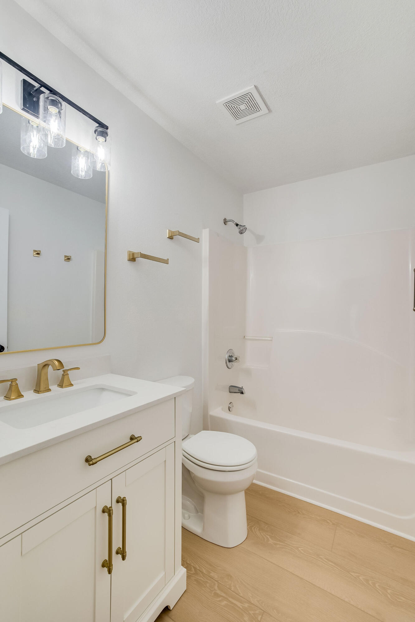 BAYOU LANDING - Residential Lease