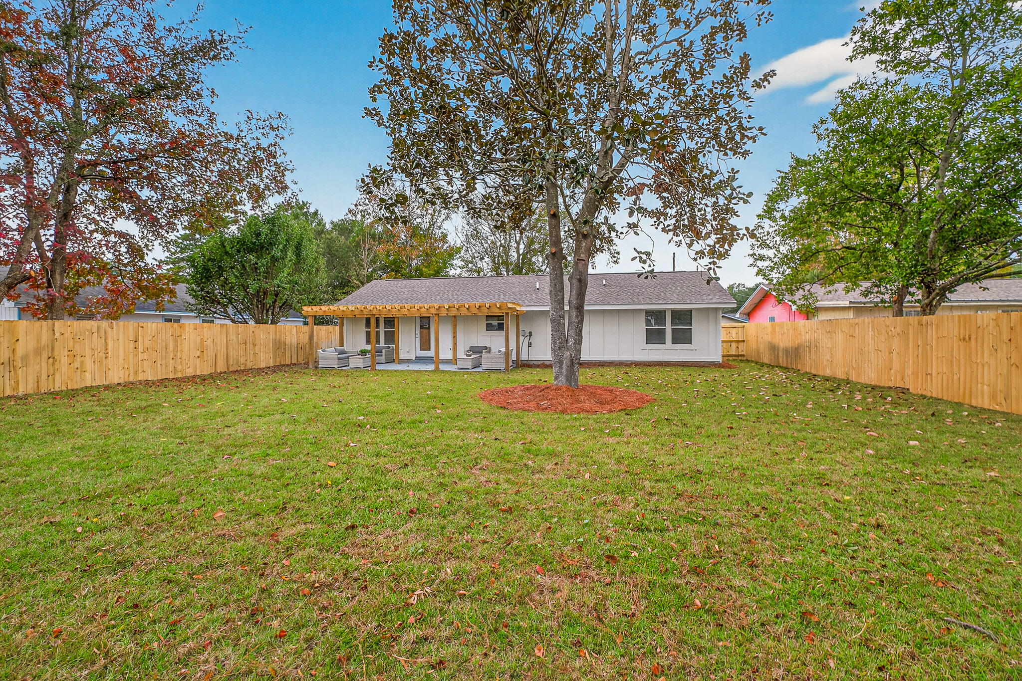 WYNNEHAVEN BEACH EST - Residential